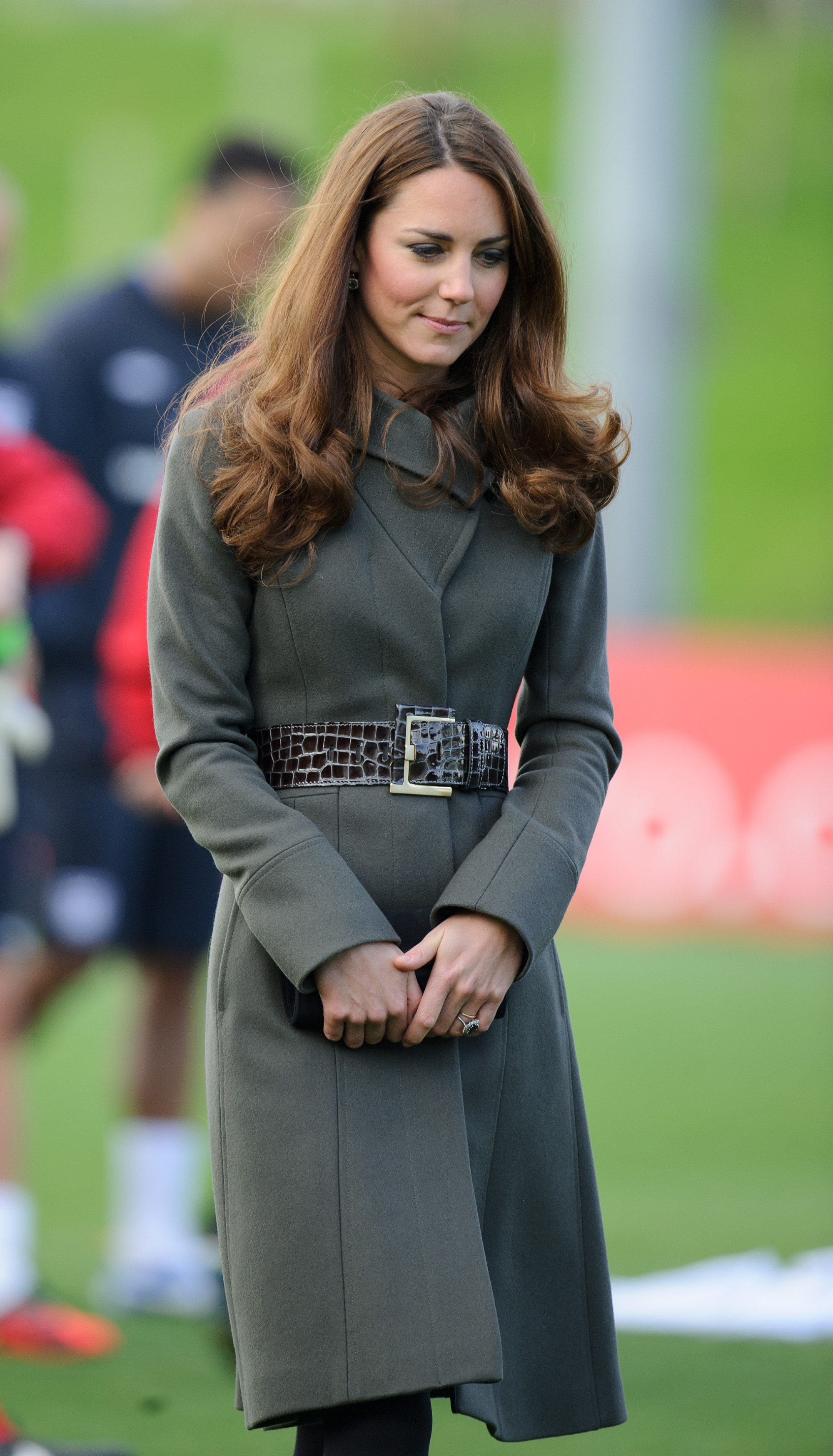 Kate Middleton Wears Olive Green Outfit For Children's Centre Visit