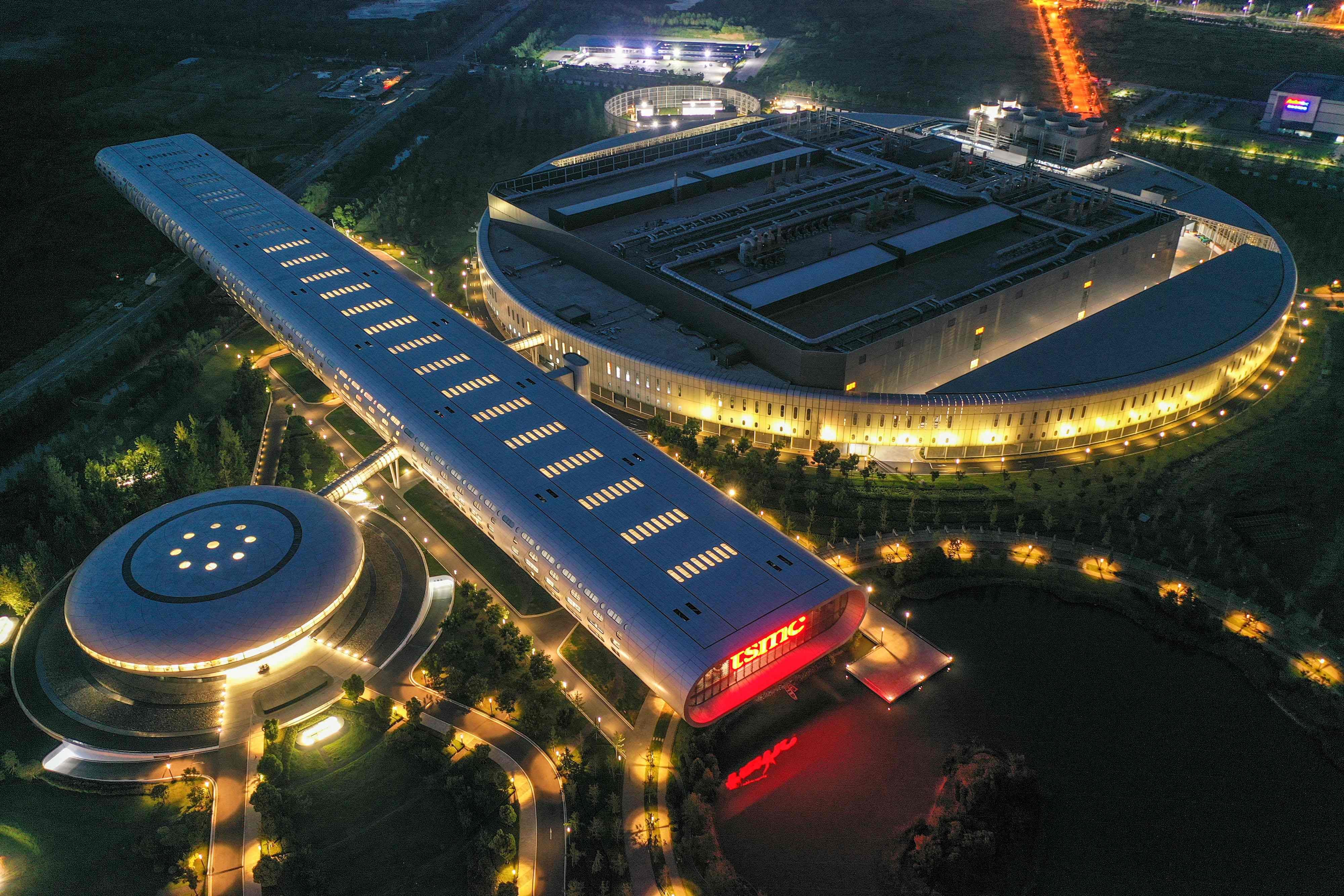 Taiwan Semiconductor Manufacturing Co’s factory in Nanjing, capital of eastern Jiangsu province. The local government has unveiled a policy document to support the local chip industry. Photo: Agence France-Presse