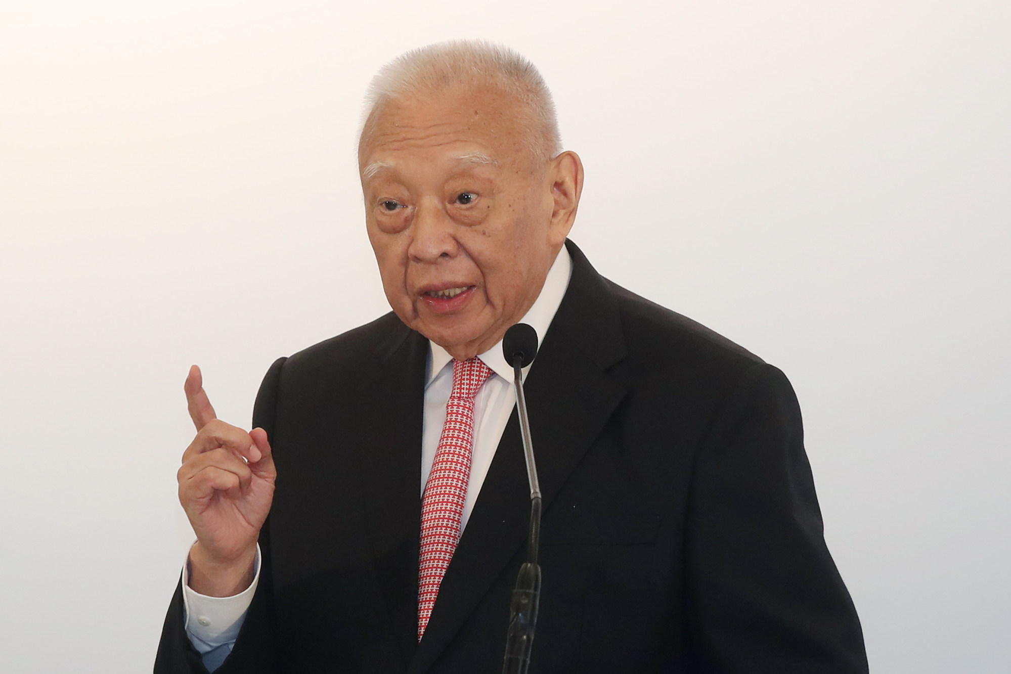 Ex-Hong Kong leader Tung Chee-hwa to step down from China’s top ...