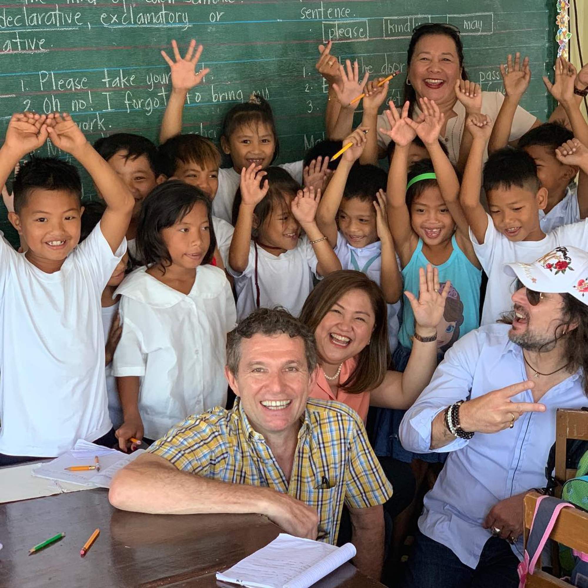 The principal and students of Dungan Elementary School in Mabalacat, Philippines, with Dubois. The school is a recipient of the La Rose Noire Hong Kong’s “Build a School” programme. Photo: Instagram/@larosenoire_global