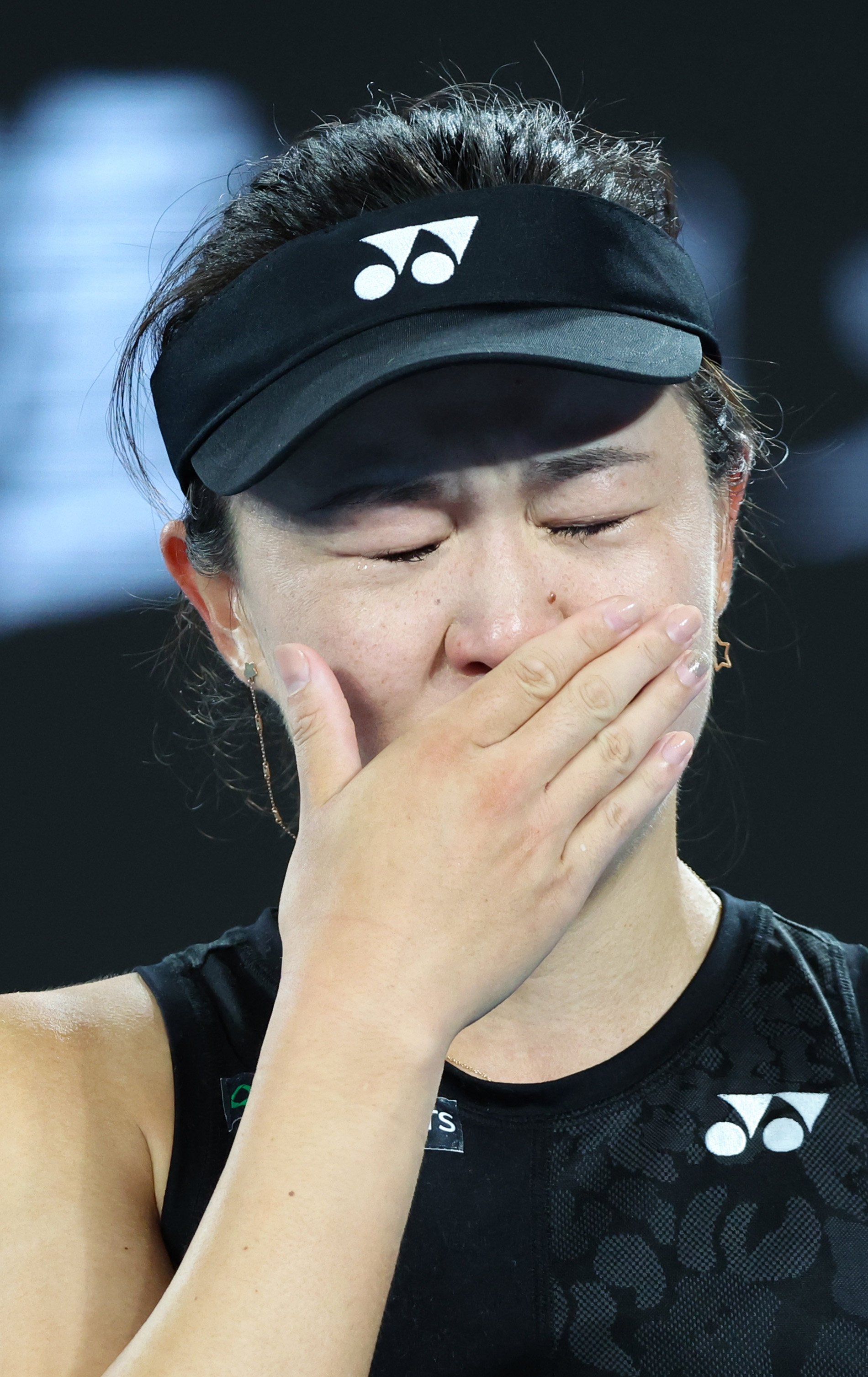 Zhu Lin breaks down after  winning her women’s singles third round match against Maria Sakkari. Photo: Xinhua