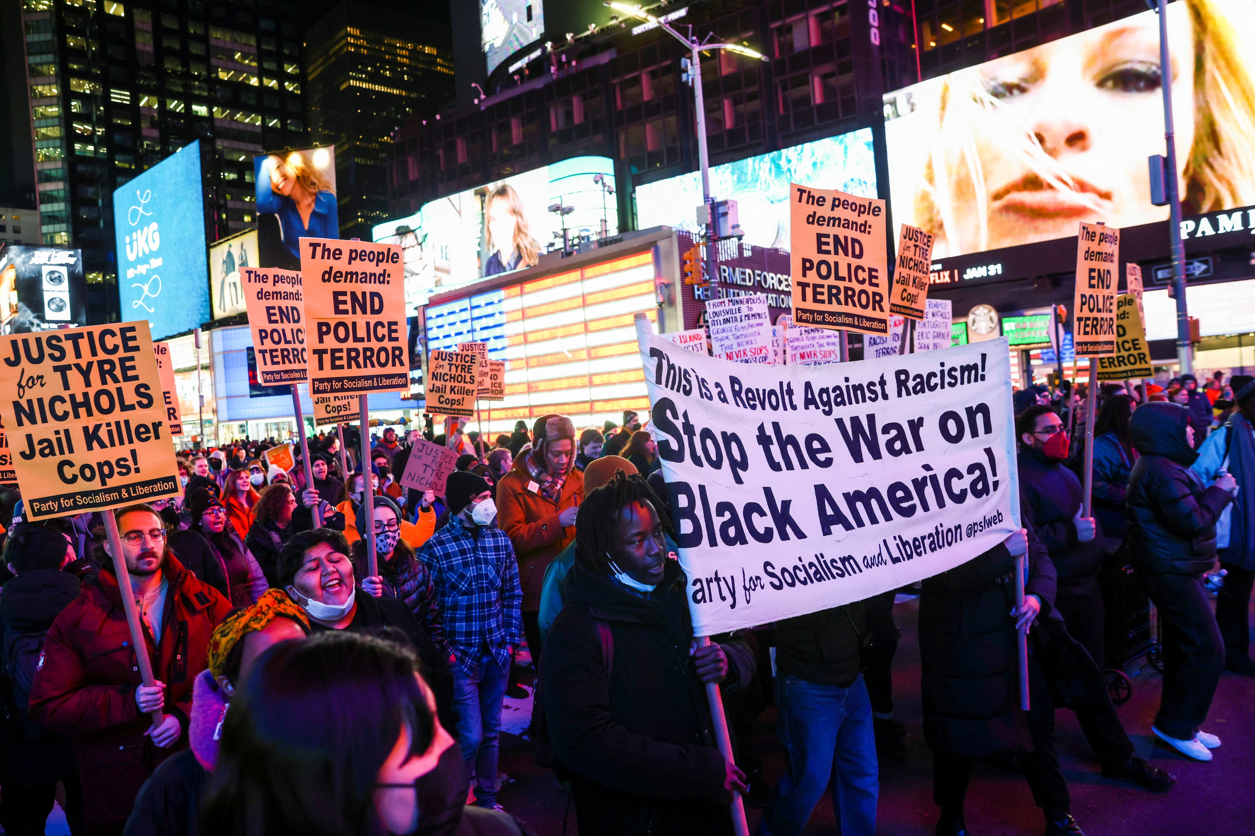 People protest against the deadly Memphis police beating of Tyre Nichols in New York. Photo: Reuters