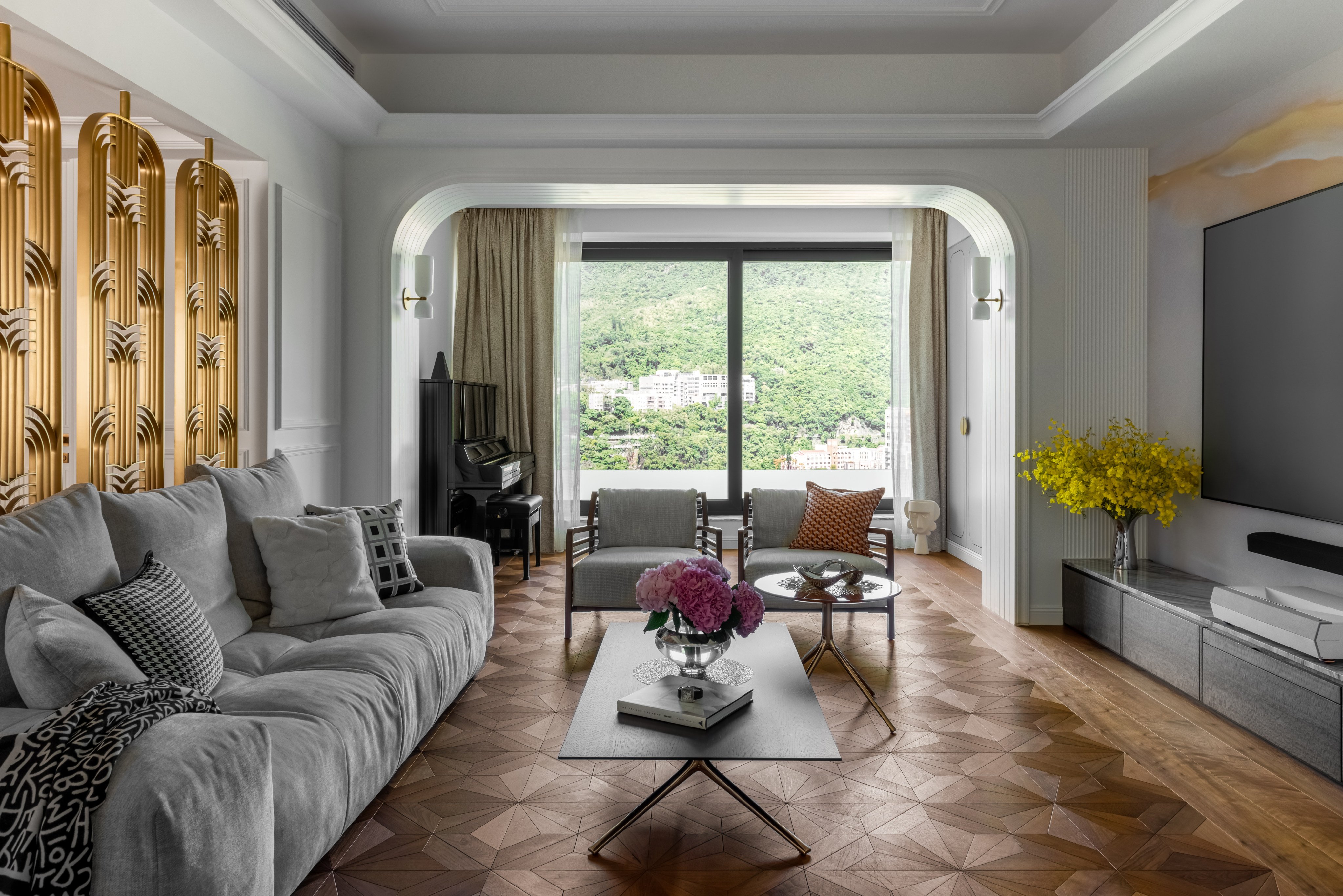 Art deco design was the name of the game when it came to jazzing up a Hong Kong family’s 2,500 sq ft flat. Photo: hoo