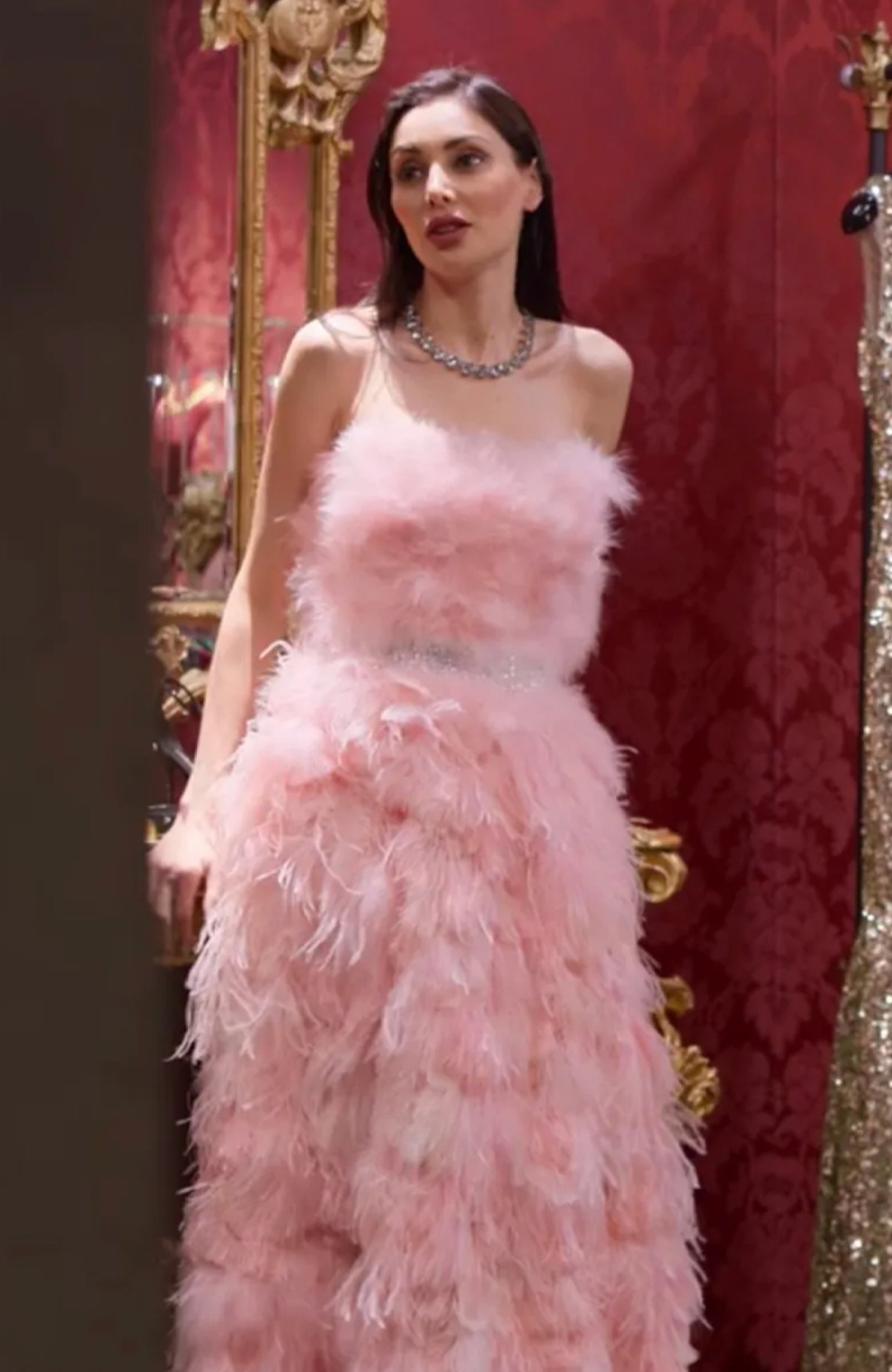 12 most ravishing looks from Bling Empire: New York Season 1: from Tina  Leung's tweed Chanel coat and Deborah Hung's feathery Dolce & Gabbana dress,  to Dorothy Wang's sequinned Oscar de la