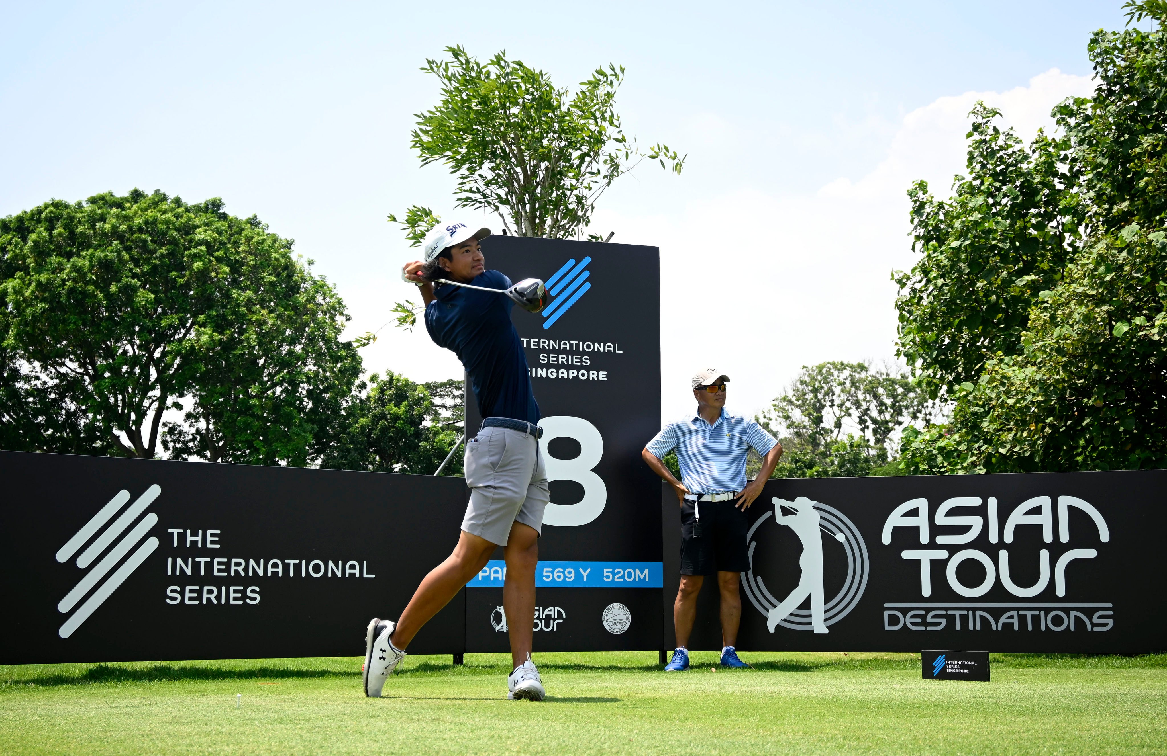 Taichi Kho tees off during a practice round ahead of the International Series Singapore in August, 2022. Photo: Asian Tour.