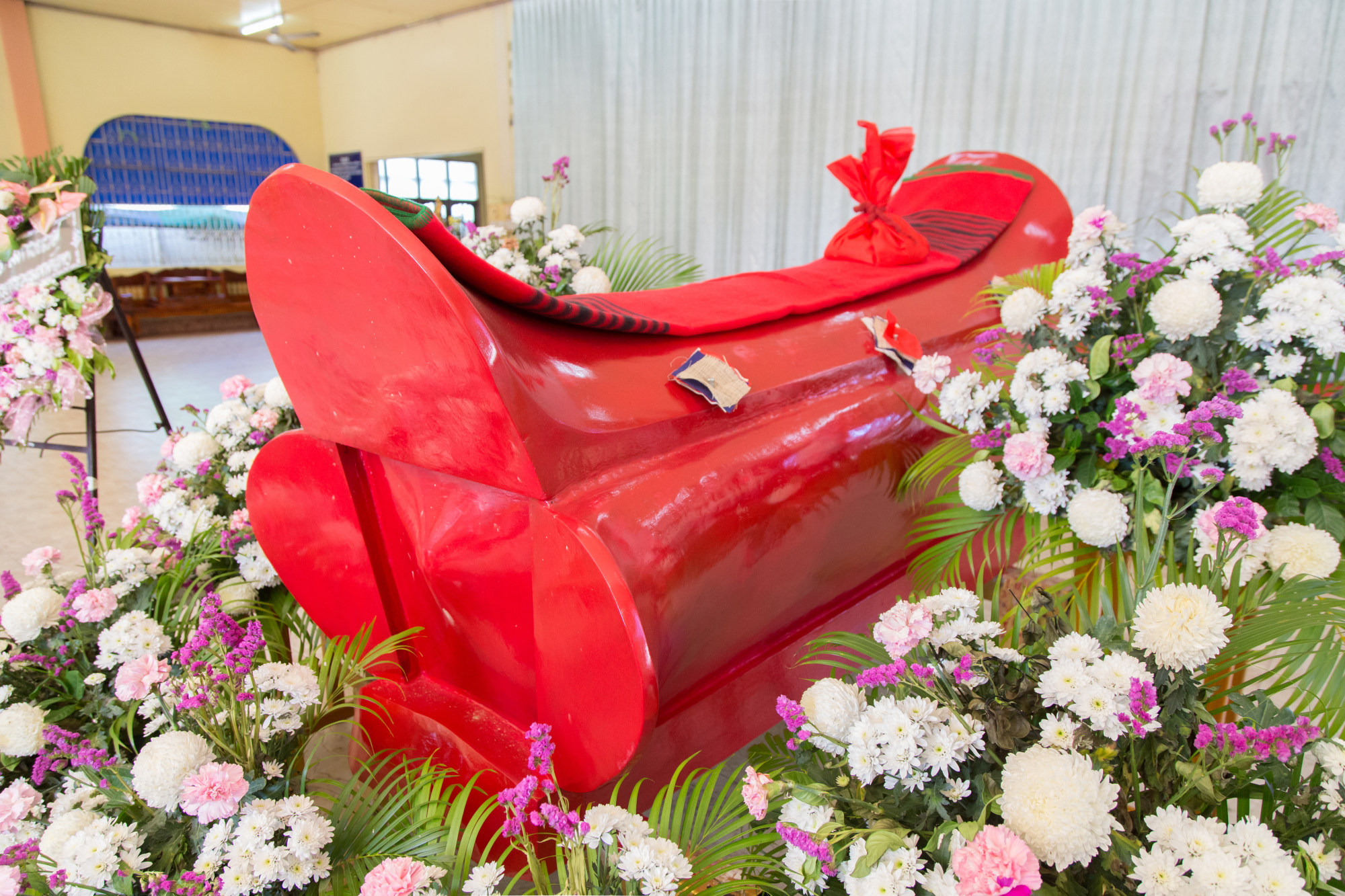 After telling his girlfriend he would be attending his grandfather’s funeral on February 14, the man was shocked by her response. Photo: Shutterstock