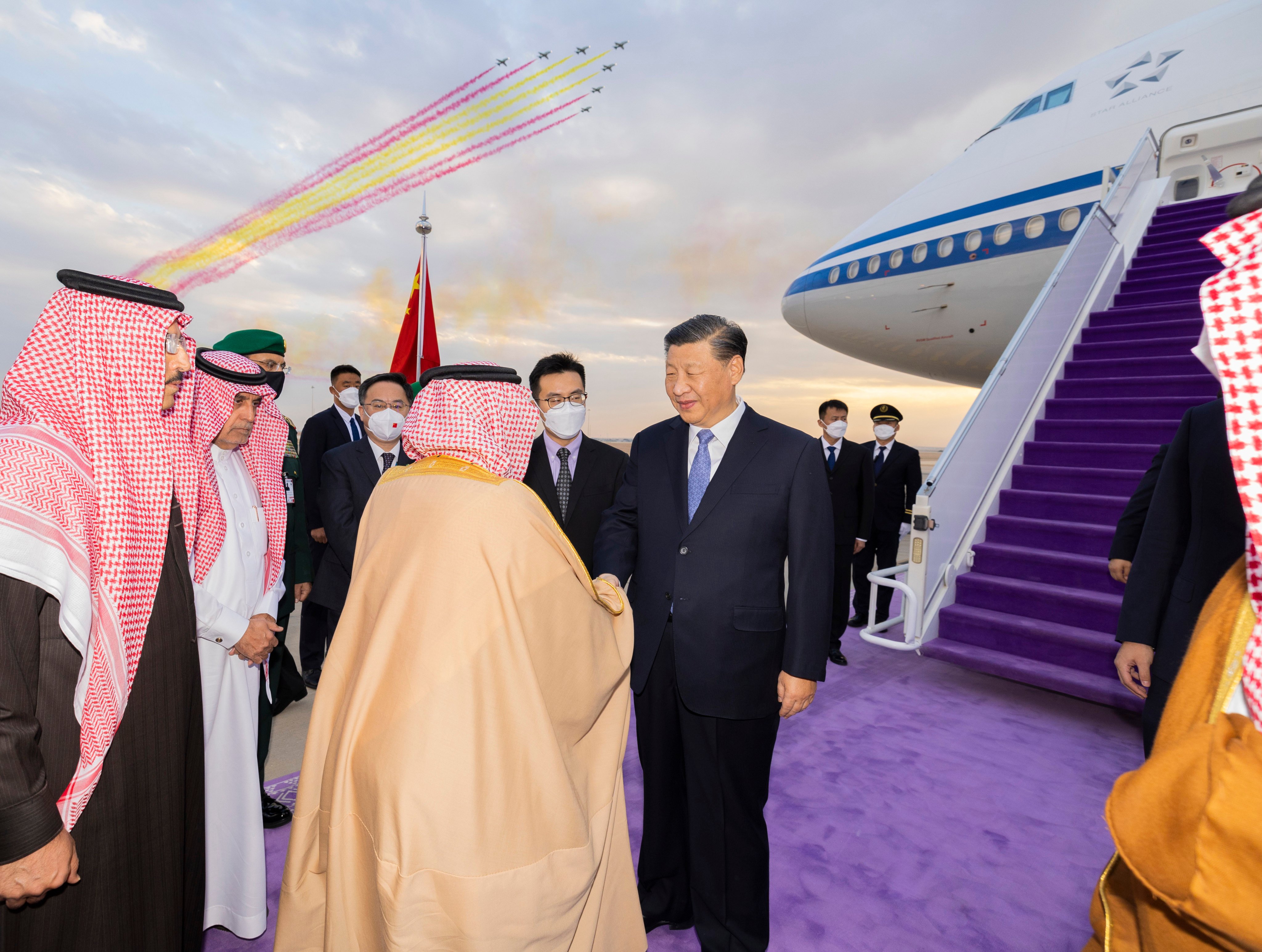 President Xi Jinping (right) receives greetings from Riyadh Province Governor Prince Faisal bin Bandar Al Saud and other senior officials upon arriving in Riyadh on December 7, 2022. Saudi Arabia could be among a new wave of BRICS members as China pushes to expand the bloc, but internal issues and regional rivalries could complicate efforts to expand the group’s influence. Photo: Xinhua