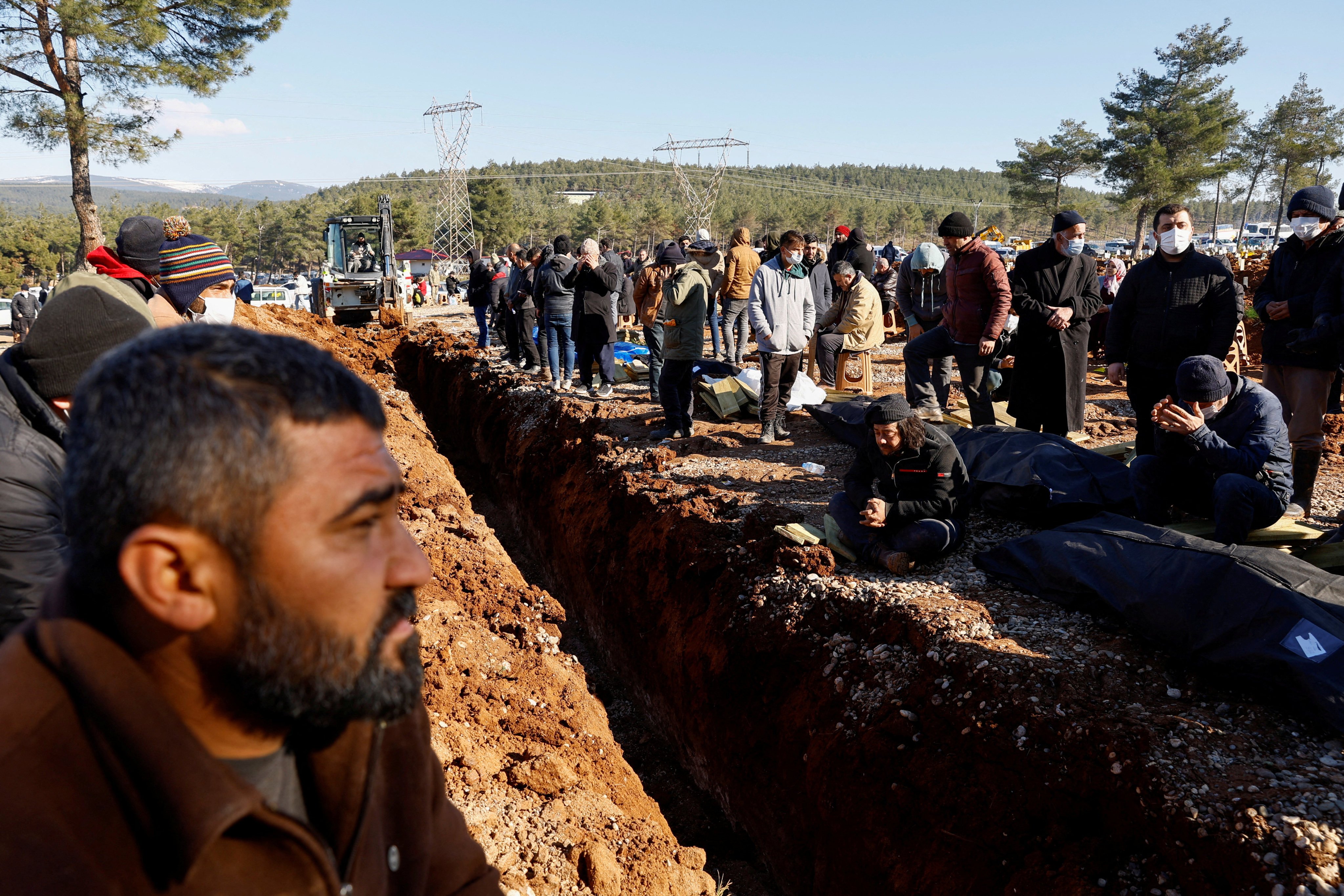 Turkey earthquake: Mass-grave site runs out of space as endless stream of  bodies overwhelms Marash - India Today
