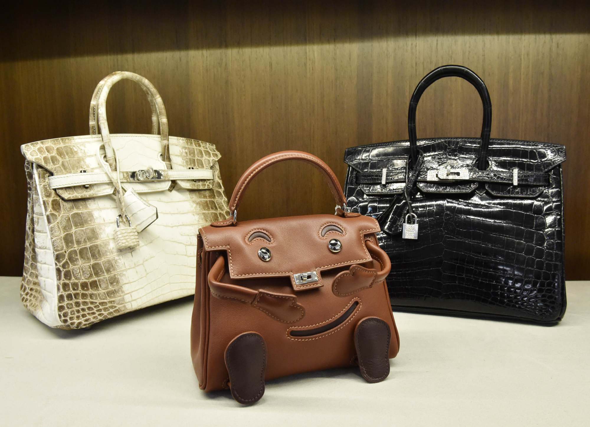 Must Read: Birkin Bag Sets Absurd Record Price at Auction, Thieves Hit Louis  Vuitton Store in Rio - Fashionista