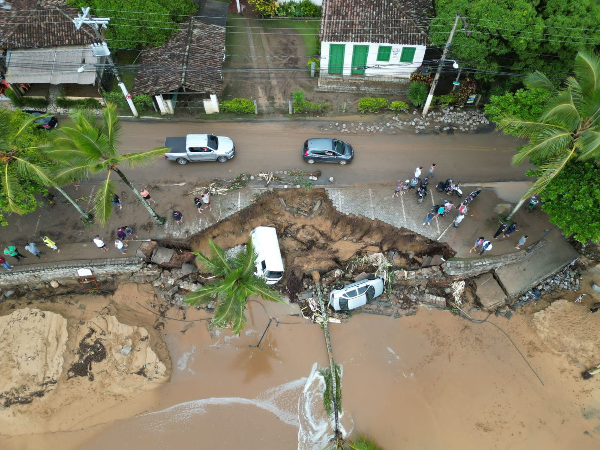 Floods, landslides kill dozens in Brazil's Sao Paulo state