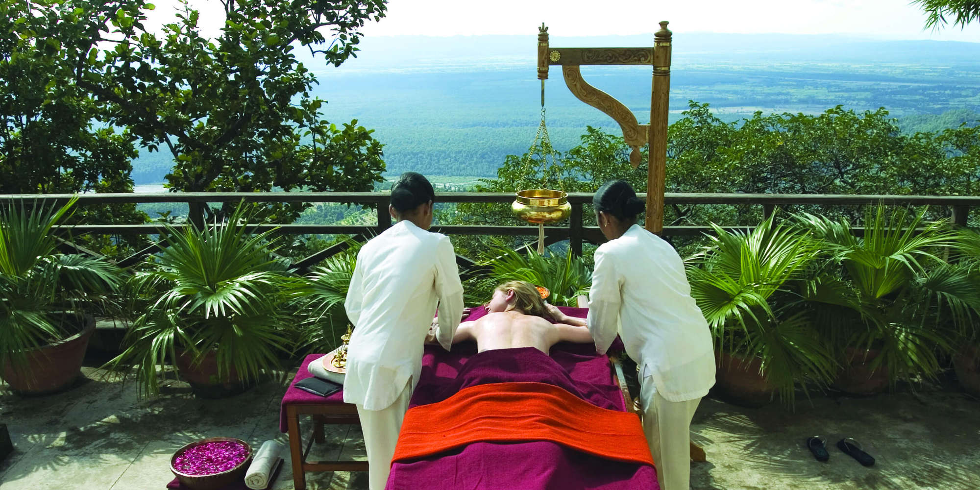 This luxury wellness retreat offers the abhyanga massage, also known as the four-handed massage. Photo: Ananda Spa