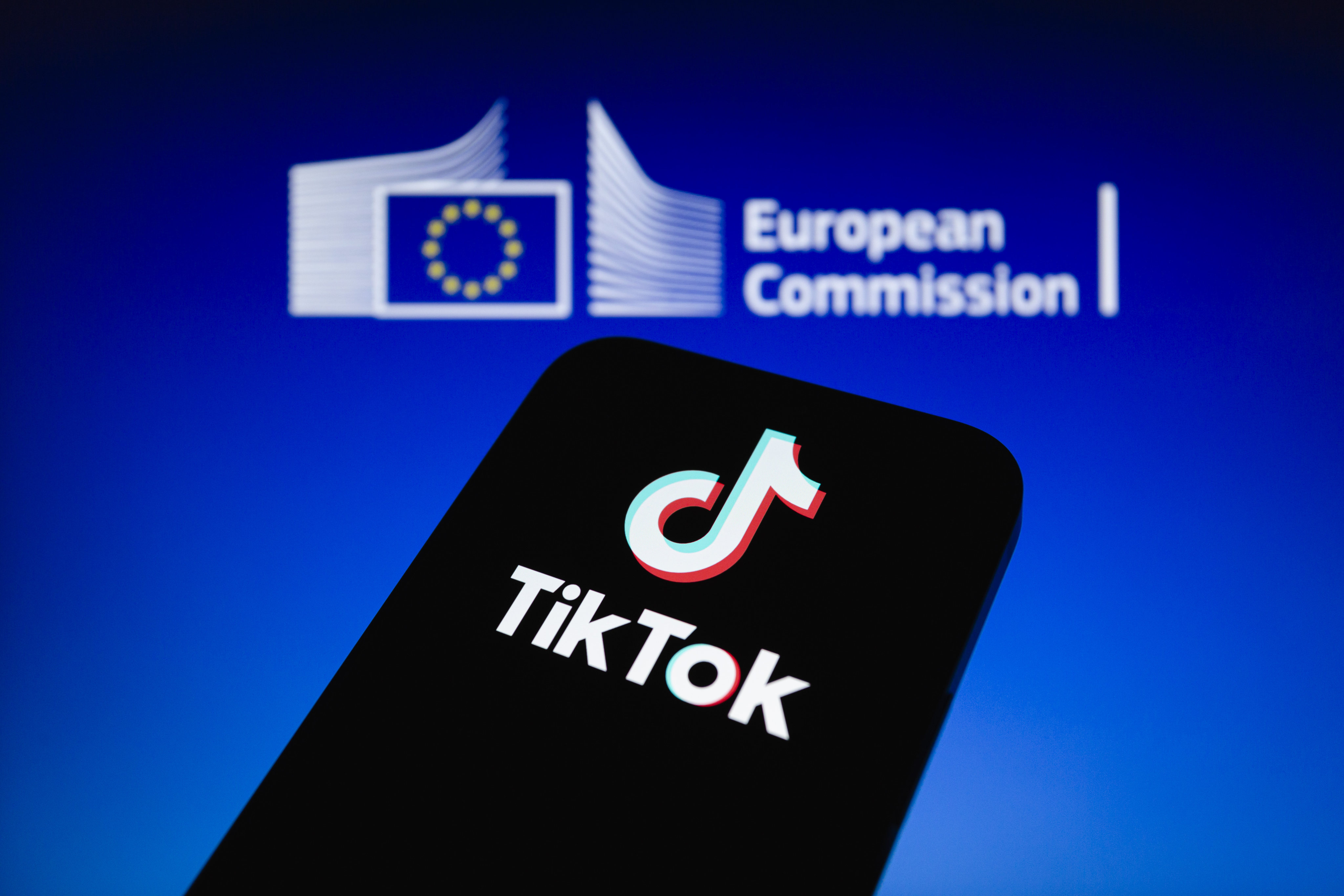 TikTok banned from EU Commission phones over cybersecurity