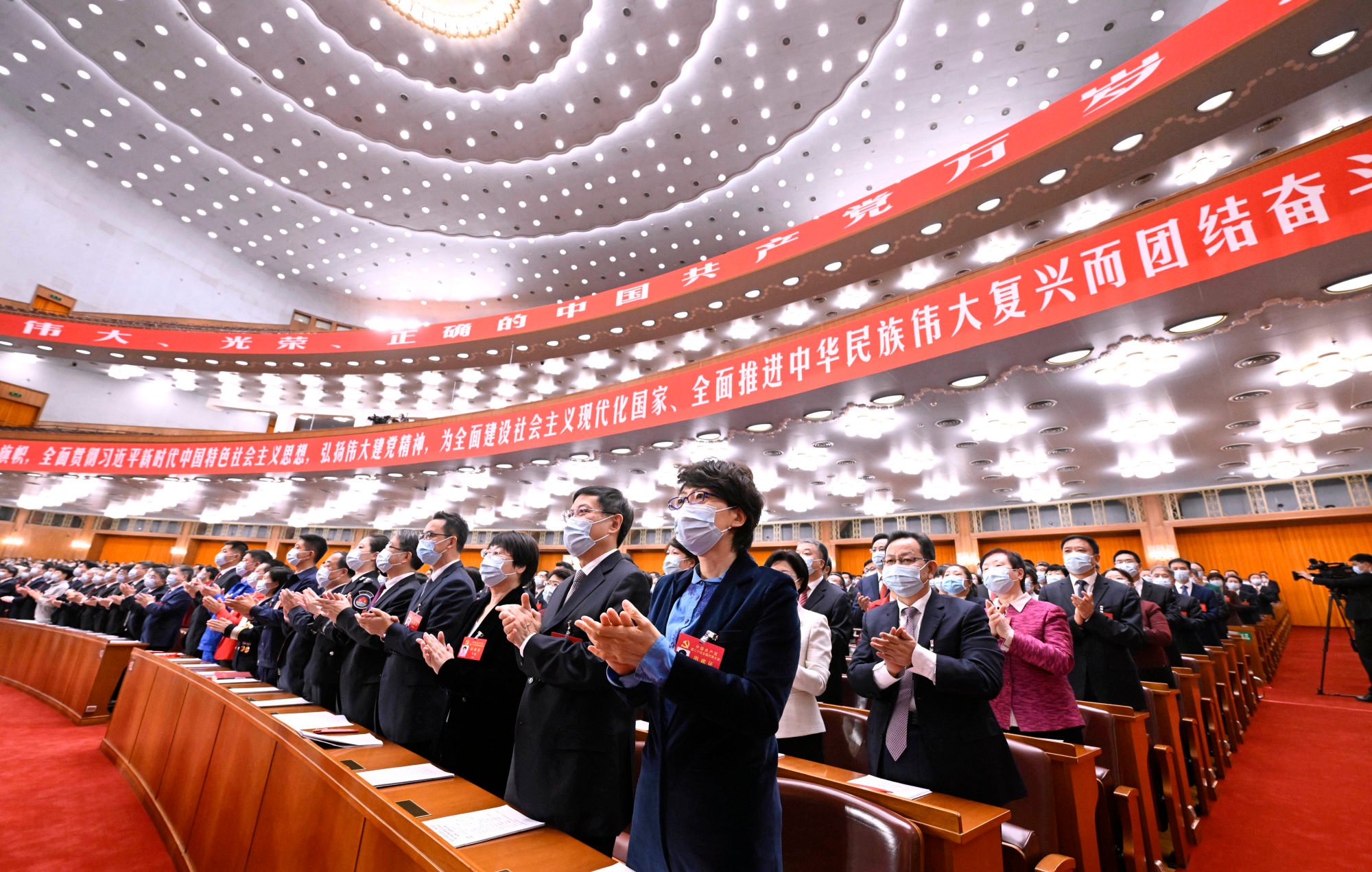Les délégués assistent à la séance de clôture du congrès national du Parti communiste à Pékin le 22 octobre. Photo : Xinhua