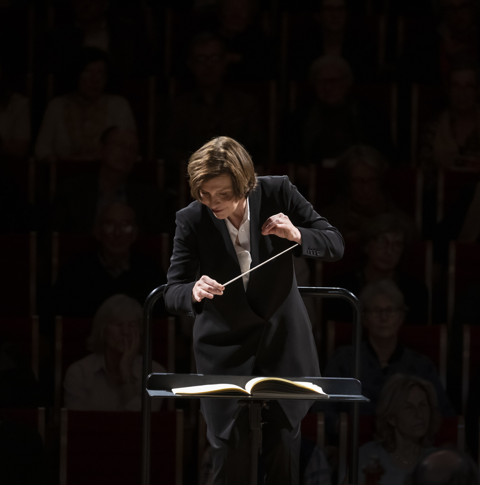 Laurence Equilbey conducted the Insula orchestra and Accentus choir in Hong Kong. Photo: Hong Kong Arts Festival