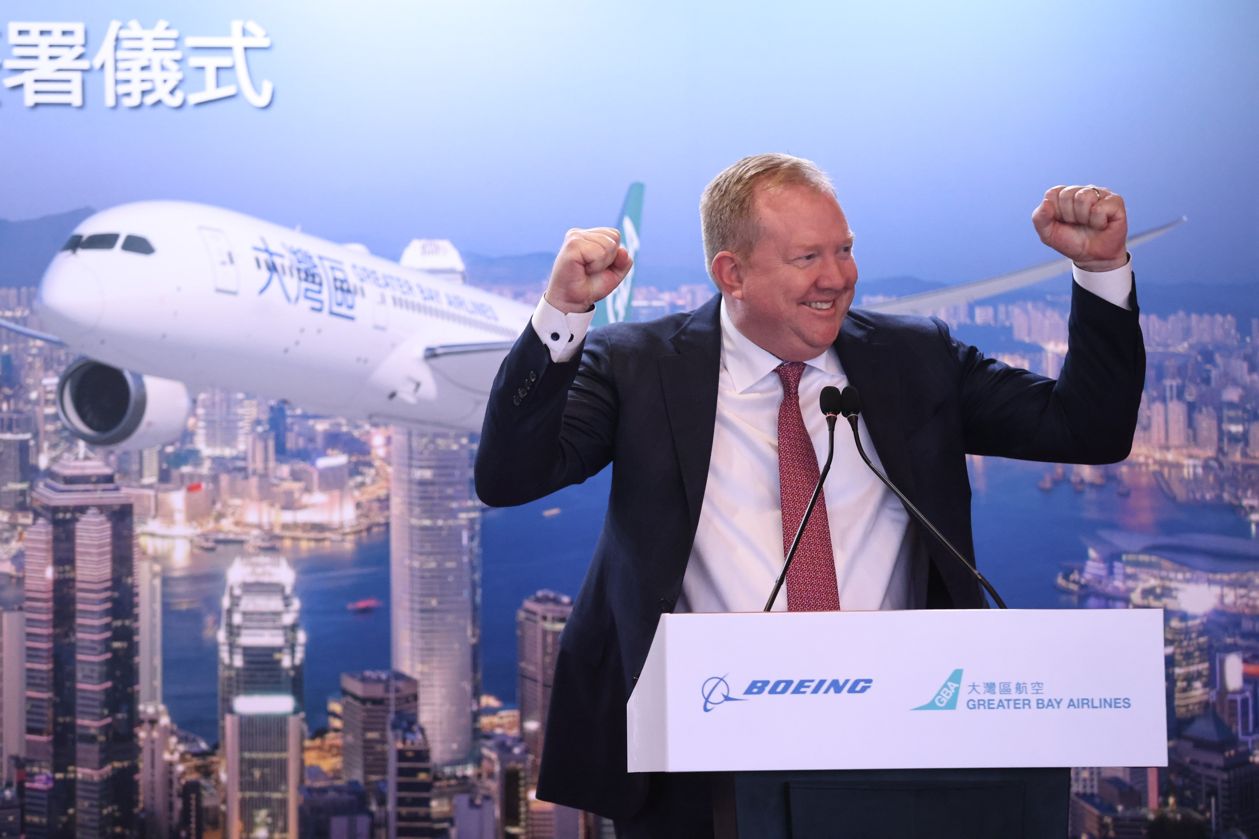 Stanley Deal of Boeing Commercial Airplanes shows his joy over the deal with Greater Bay Airlines. Photo: K. Y. Cheng