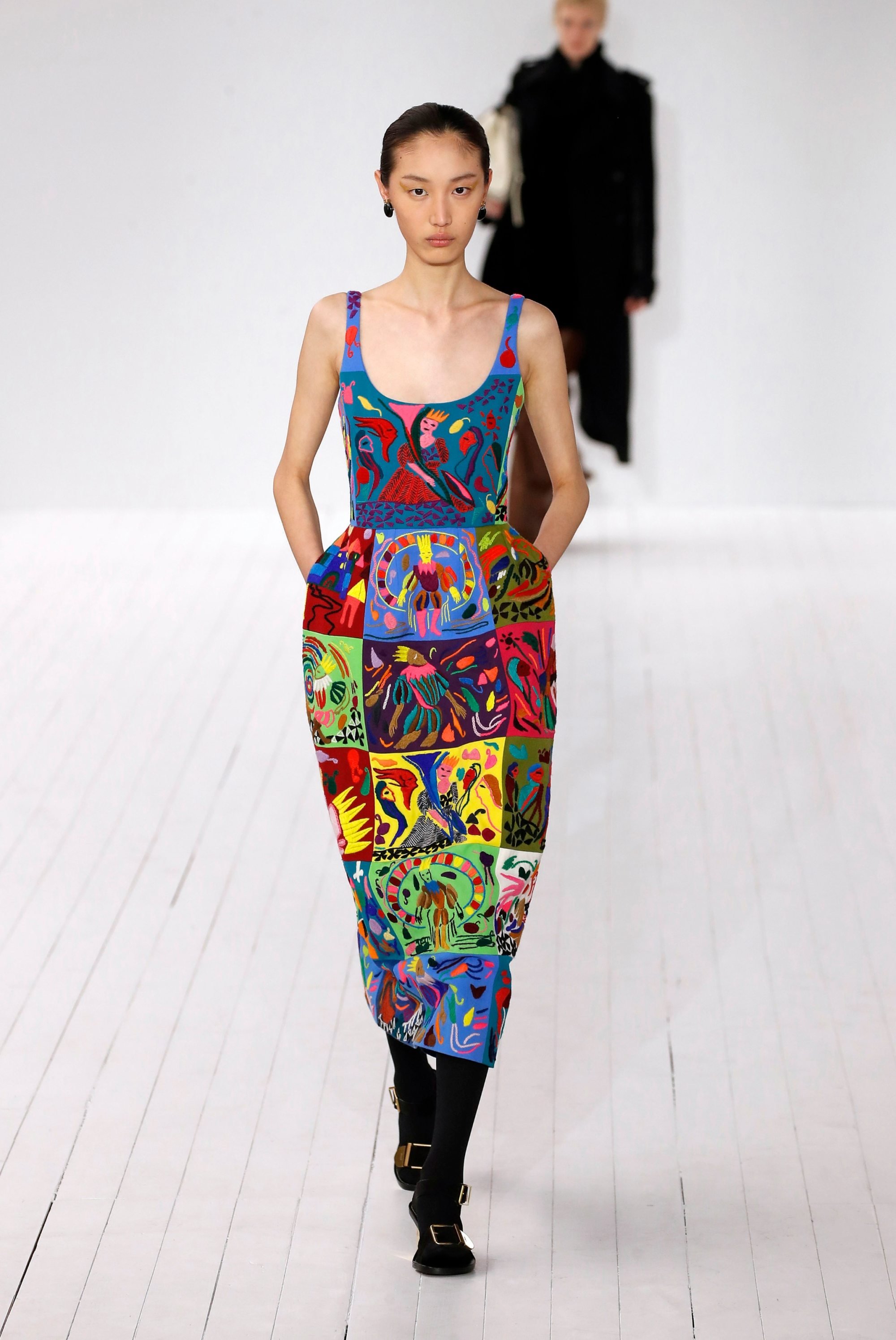 Paris Fashion Week 2023: Givenchy went elegant, Chloé showed off ...