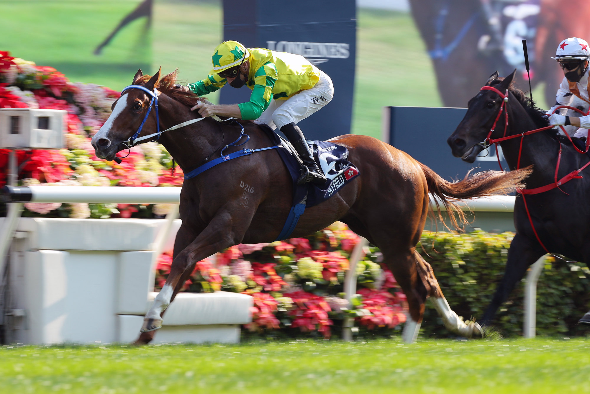 Sky Field wins the 2021 Hong Kong Sprint.