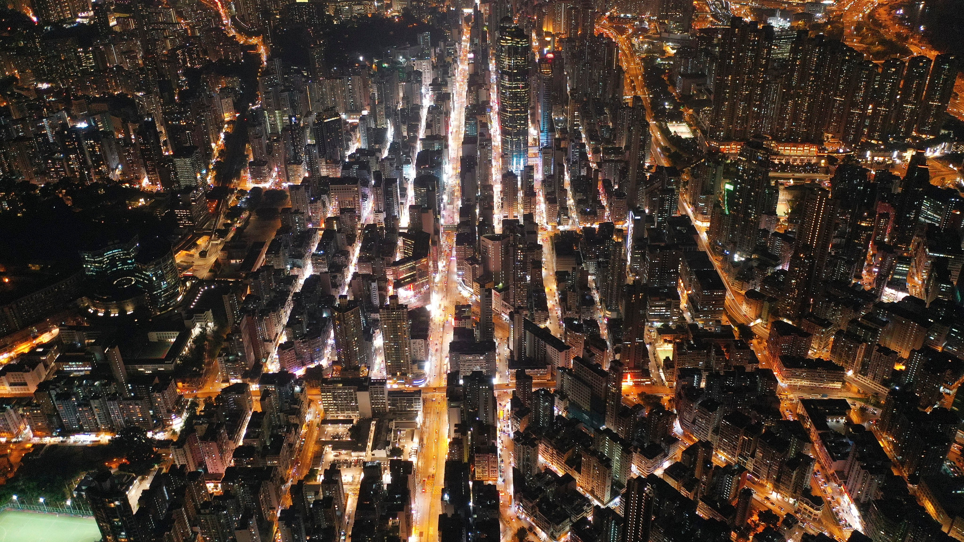 A view of Kowloon at night in 2020. Hong Kong’s budget this year proposes to study the feasibility of setting up an AI supercomputing centre to promote scientific research. Photo: Sam Tsang