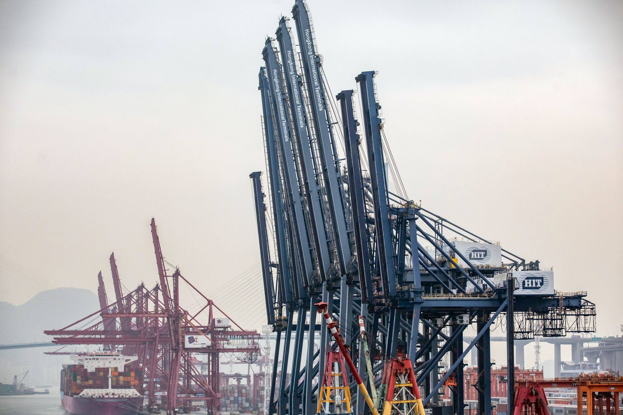 Gantry cranes operated by Hongkong International Terminals Limited (HIT)., a unit of CK Hutchison Holdings’ Hutchison Port Holdings at the Kwai Tsing Container Terminals in Hong Kong on Monday, March 13, 2023. Photo: Bloomberg.