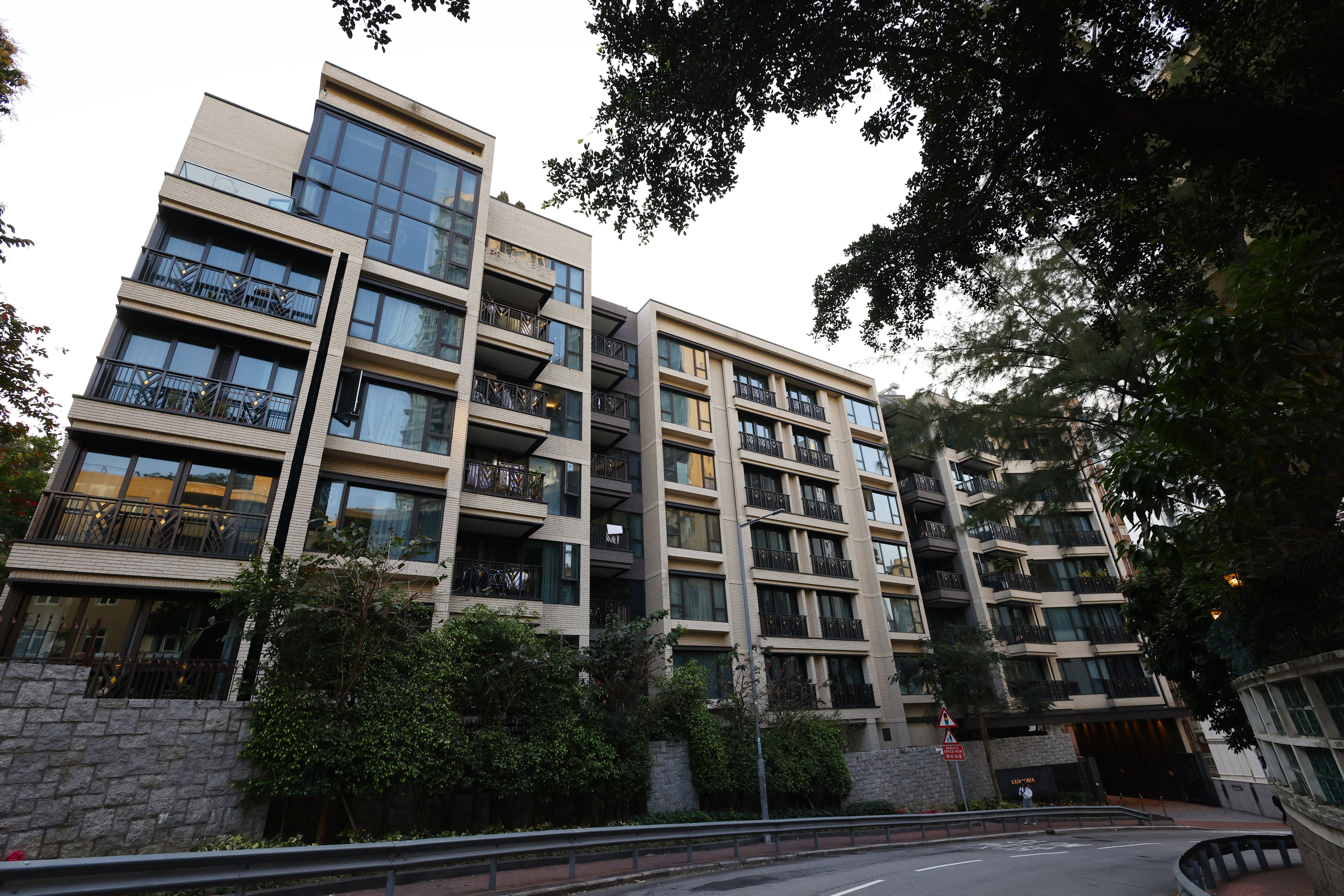 A luxury flat was bought under Kwong Kau’s name. Photo: Dickson Lee