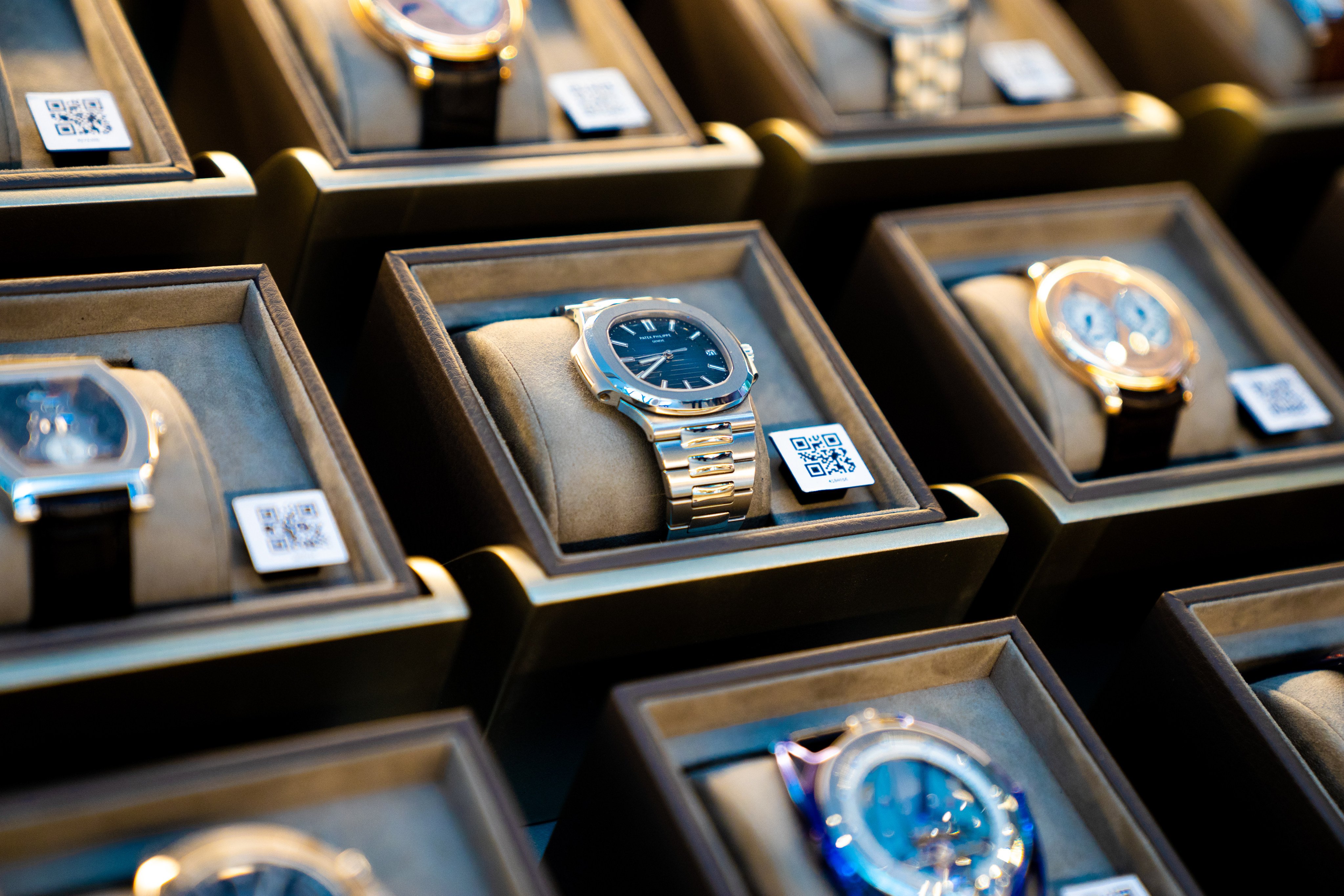 How luxury watches are outpacing stocks in value – prices for Rolex, Patek  Philippe and Audemars Piguet continue to appreciate, as Gen Zs and  millennials invest in more second-hand timepieces