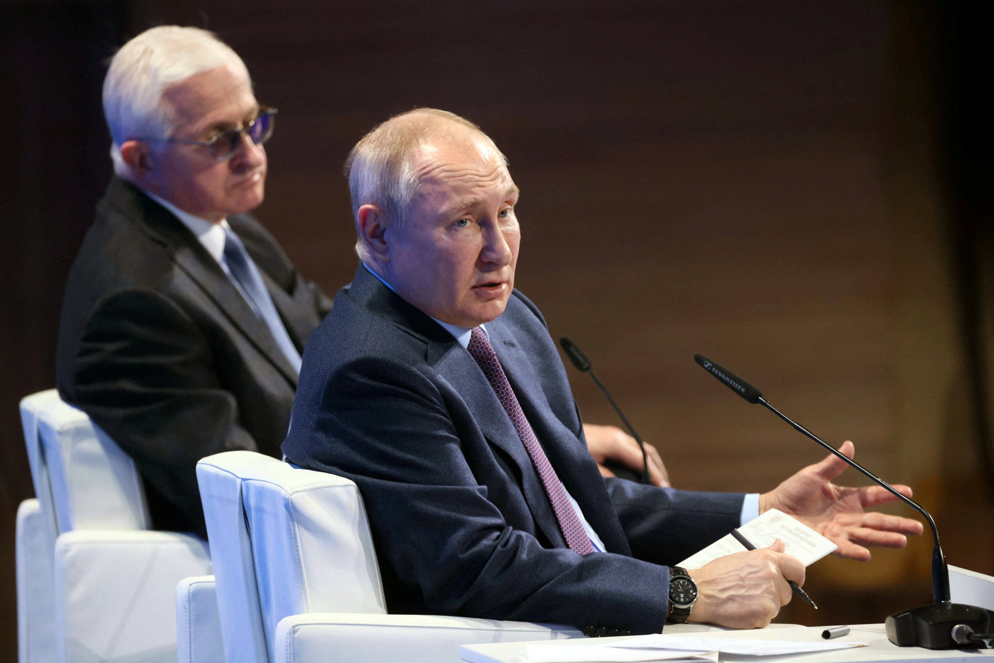 Putin Tells Russia’s Billionaires To Put Patriotism Before Profit ...