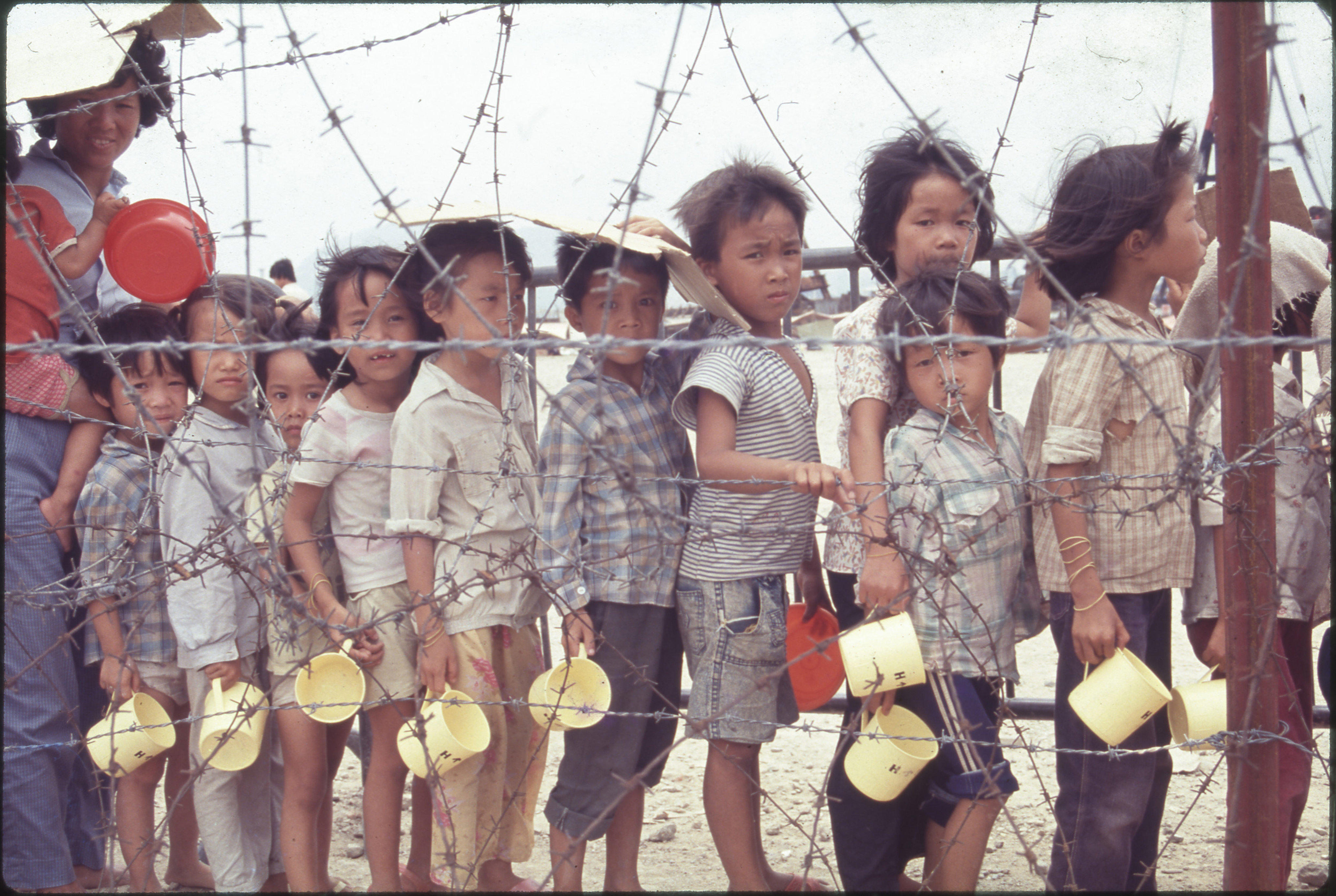 Vietnamese refugee children in Hong Kong. Photo: Les Bird