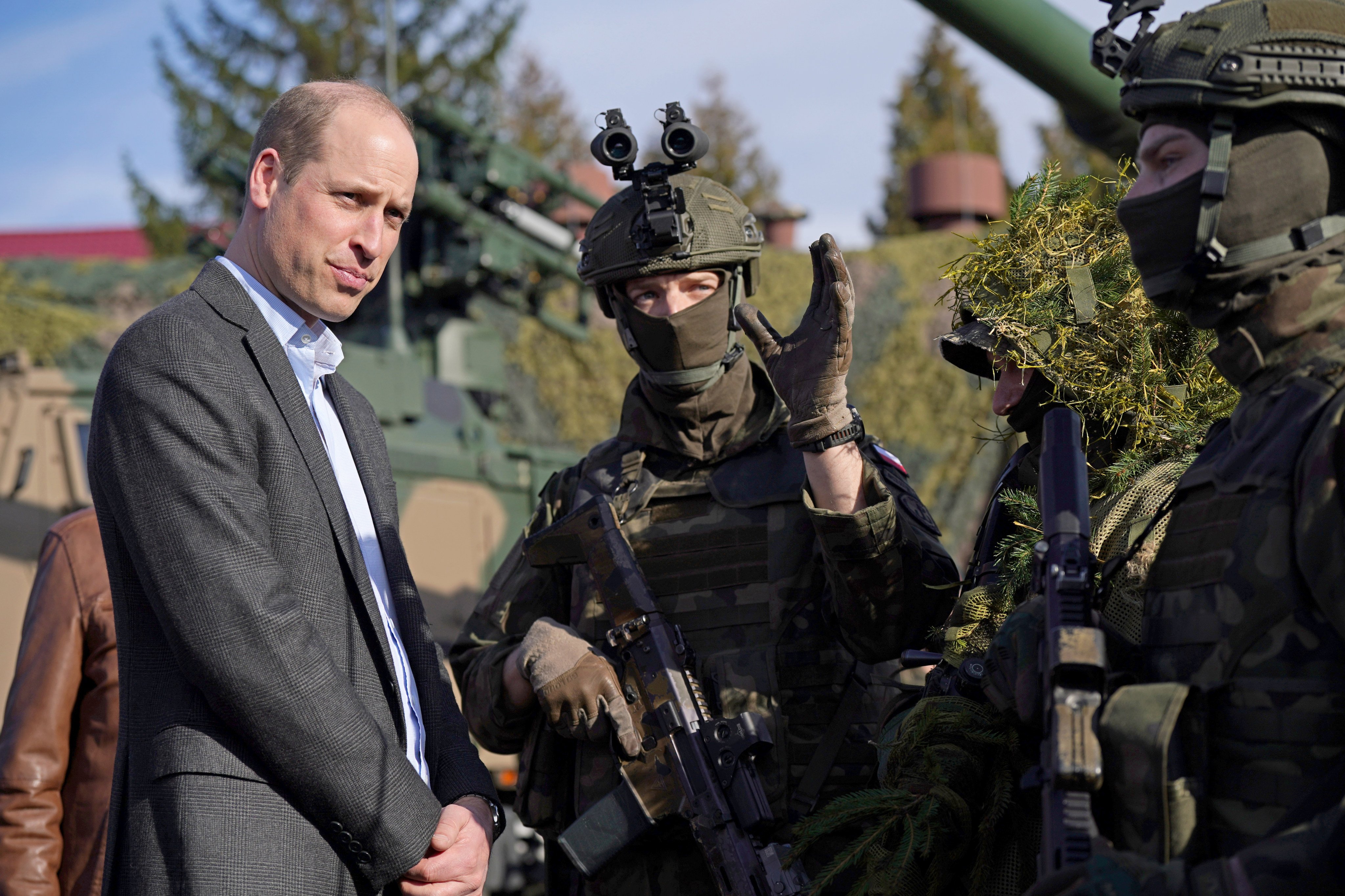 Britain’s Prince William meets members of the Polish military during a visit to the 3rd Brigade Territorial Defence Force base, that has been heavily involved in providing support to Ukraine. Photo: PA Wire / dpa