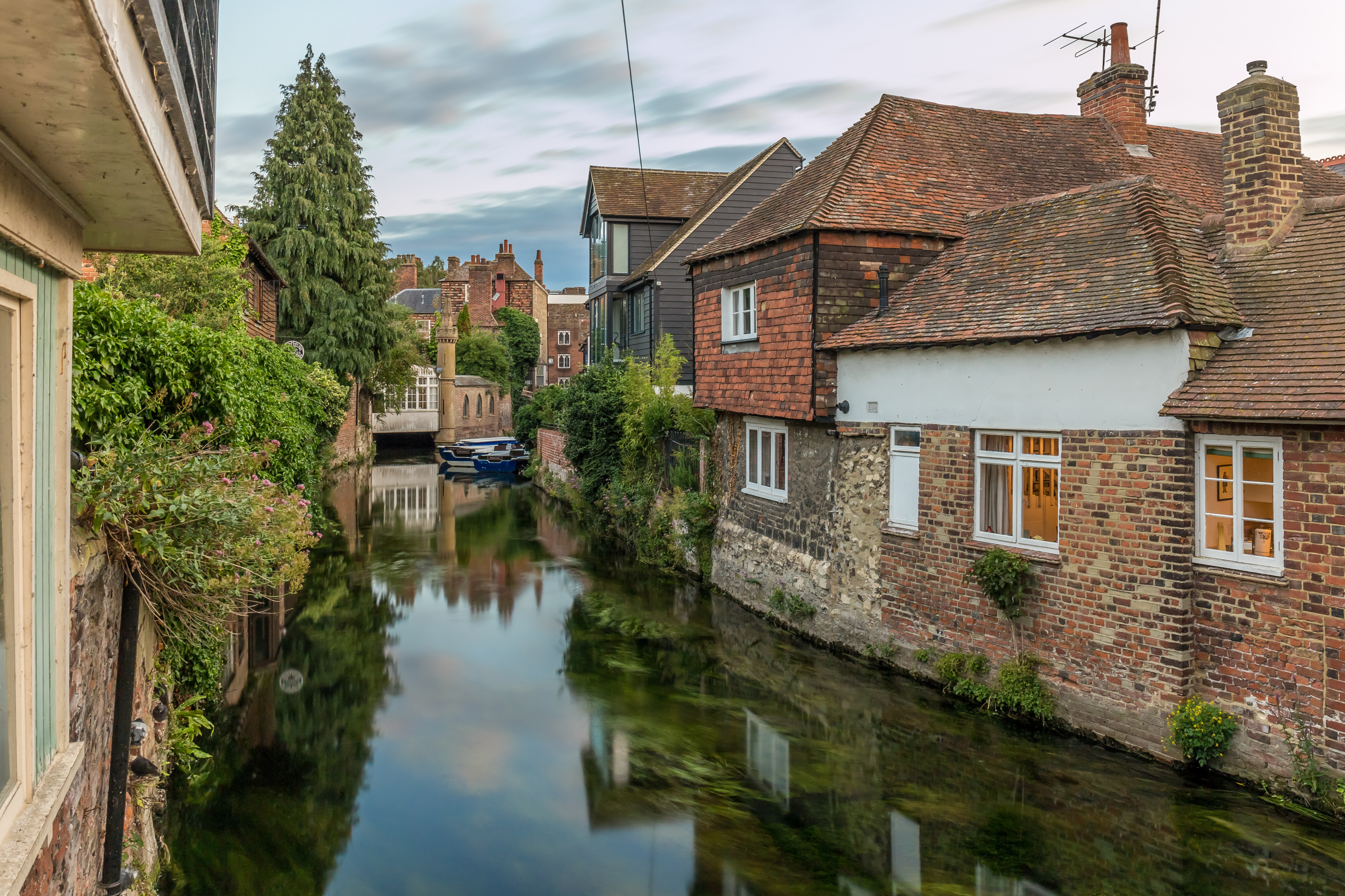 Rural Kent, UK. Moving into one’s own English village house completes the long relocation process from Hong Kong and is exciting, but also stressful. Photo: Shutterstock