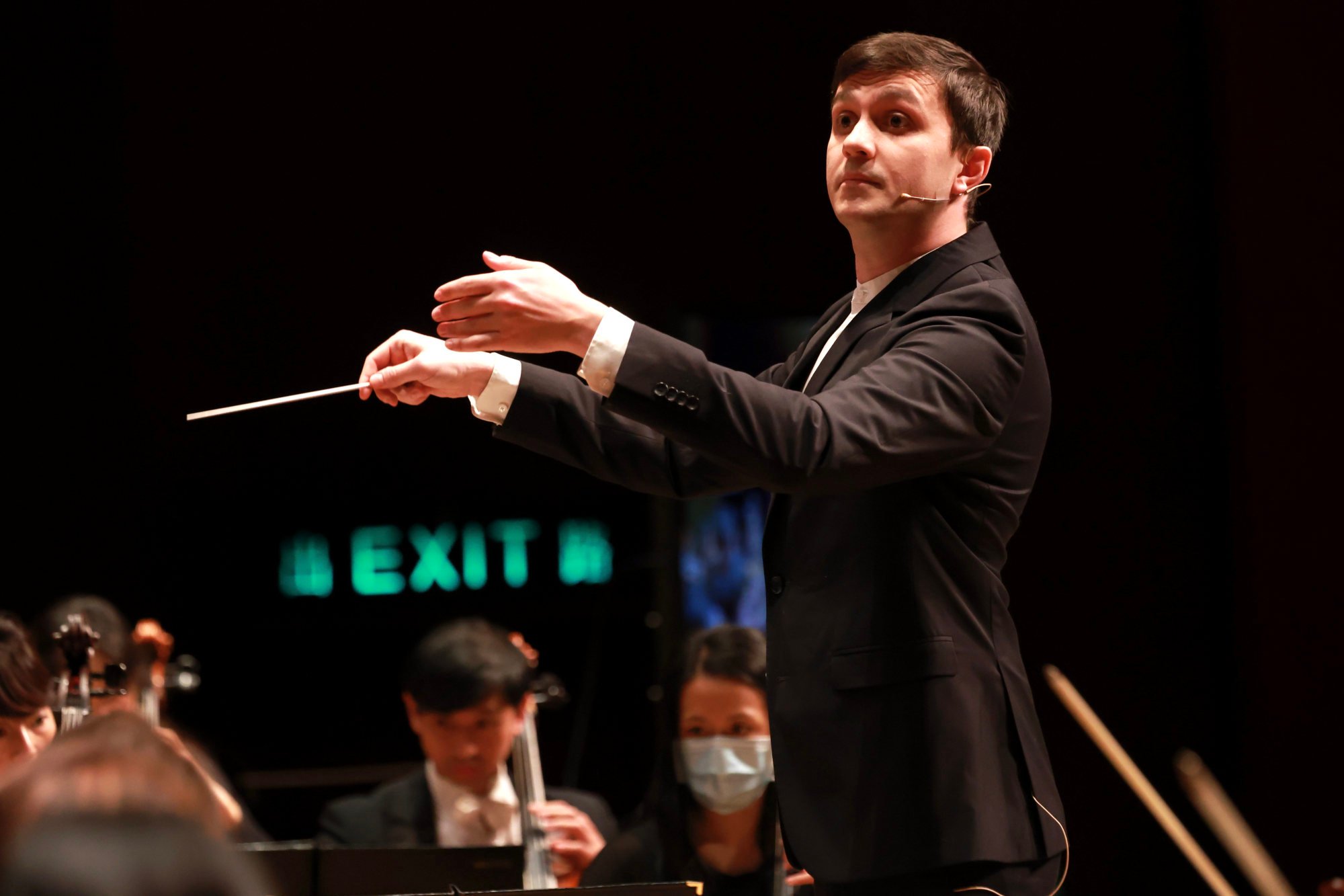 Battle of the batons Singapore Symphony Orchestra associate conductor