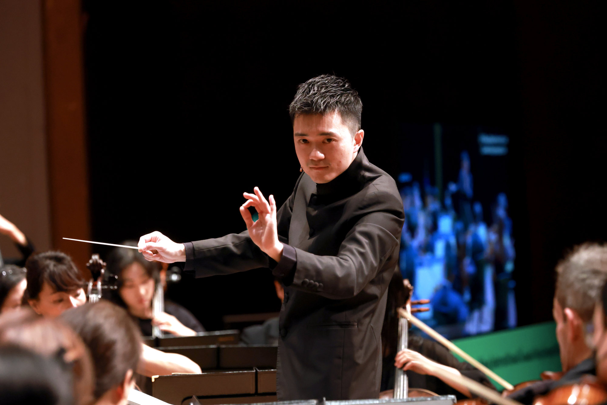 Battle Of The Batons: Singapore Symphony Orchestra Associate Conductor ...