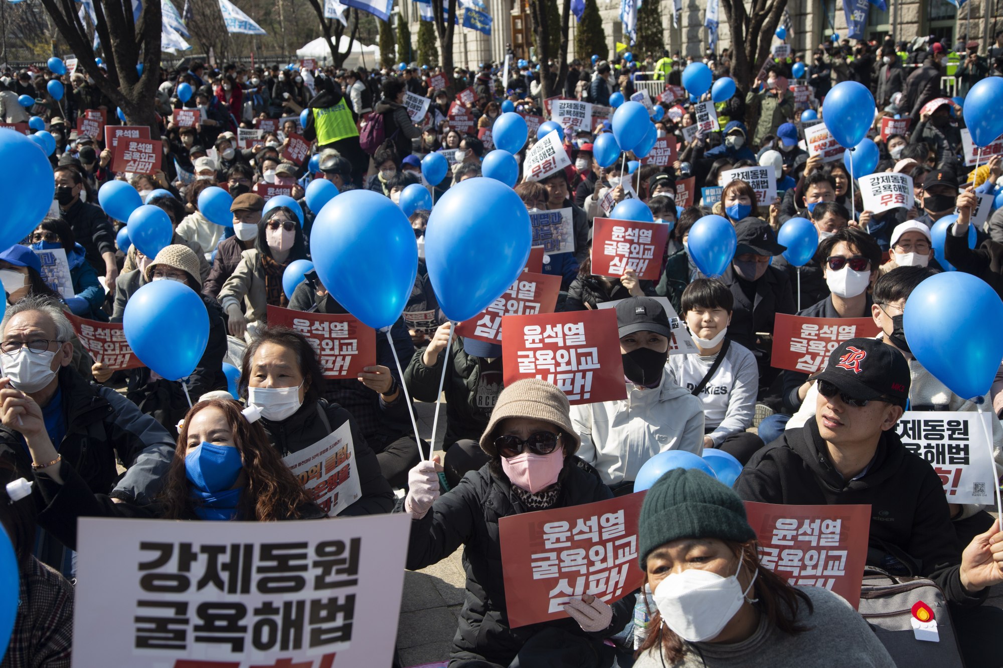 Opinion: If South Korea Can Look Past Japan’s Wartime Wrongs, Why Can’t ...