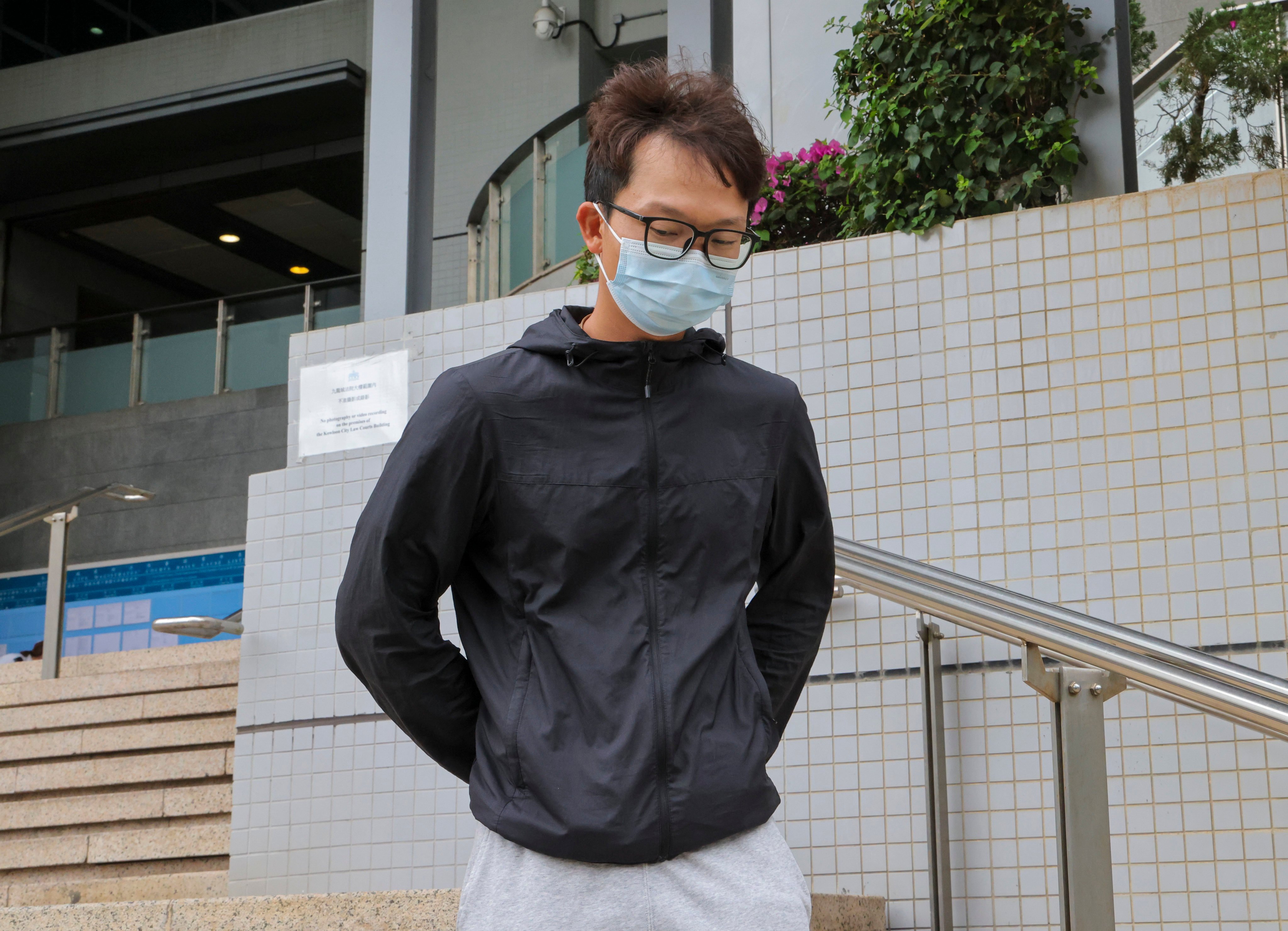 Zhuang Jianbing leaves court in Kowloon after he admitted a series of charges in connection with hawking without a licence after he looked after a stall for a 90-year-old hawker who was on a toilet break. Photo: Jelly Tse