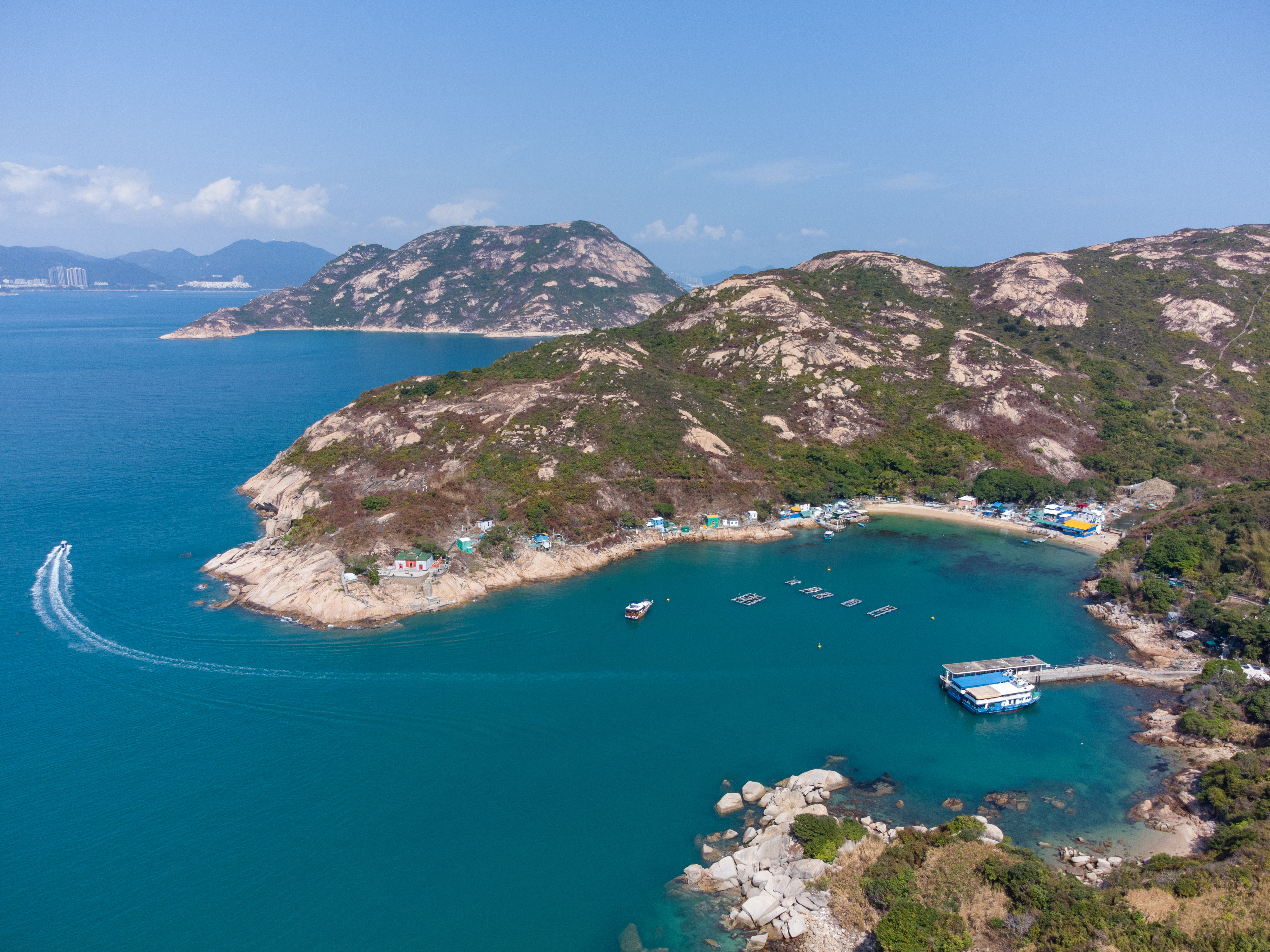 Po Toi Island will feel like an adventure, as you board a boat out to sea. Photo: Shutterstock 