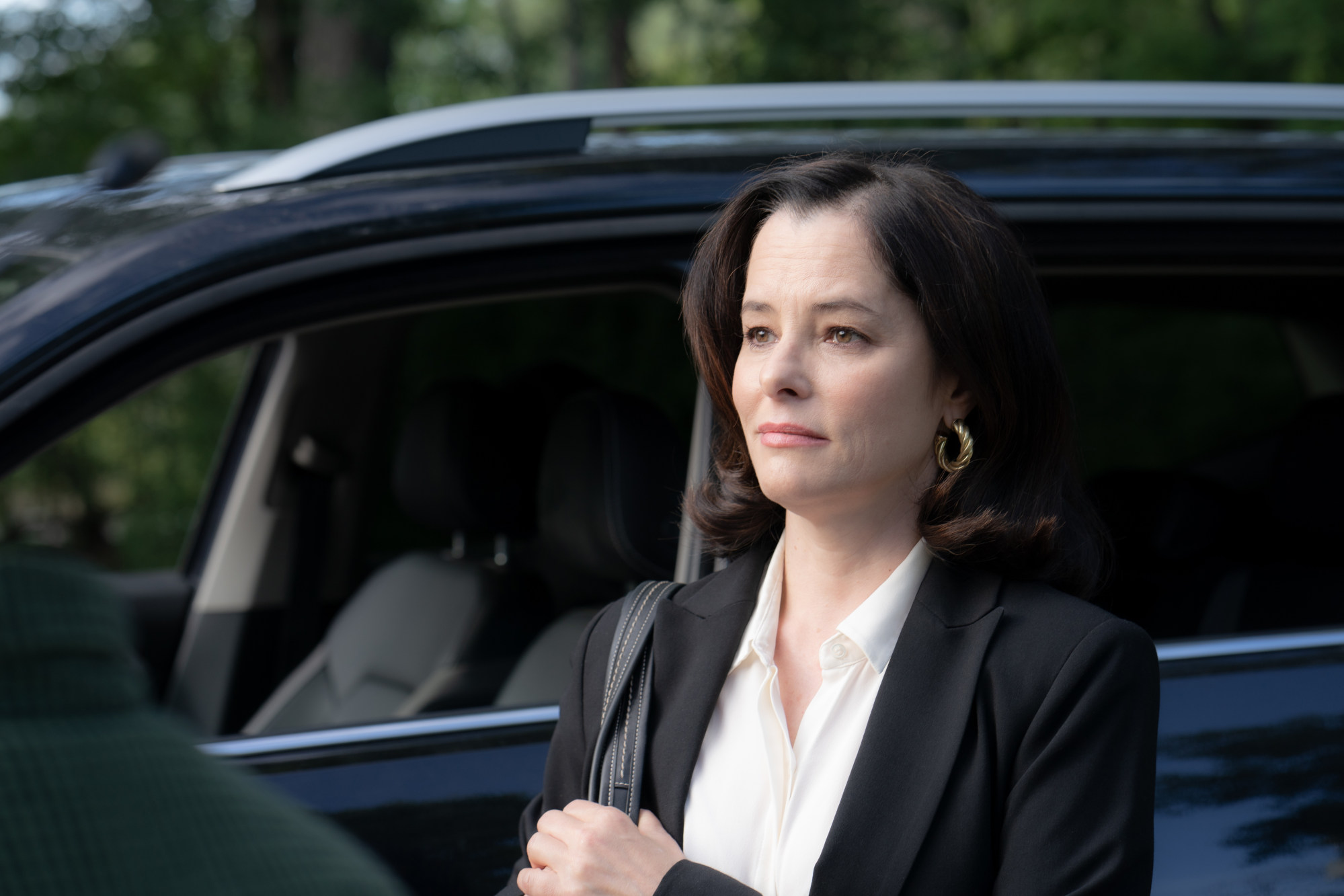 Beau is afraid parker posey scene