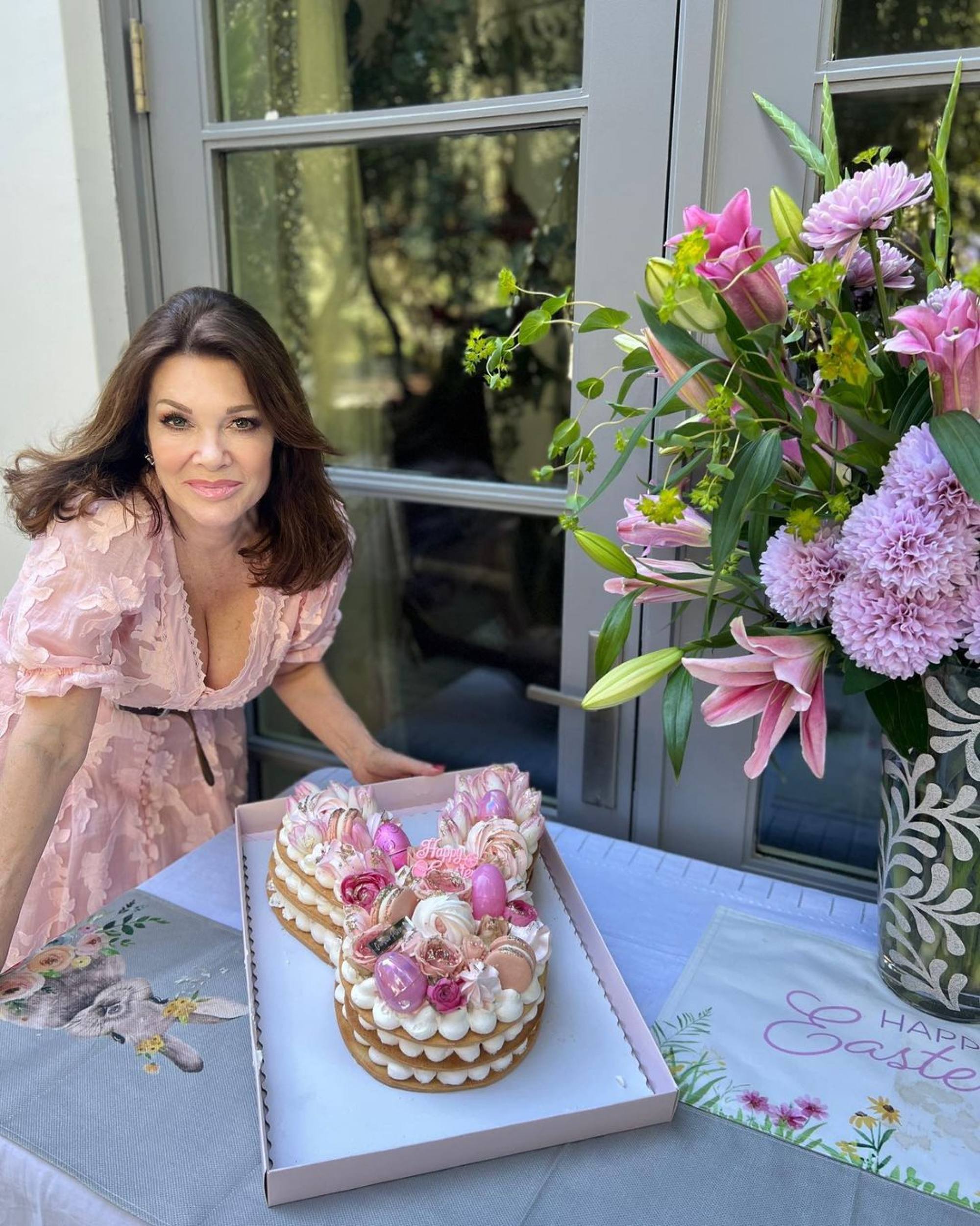 How RHOBH star Lisa Vanderpump makes and spends her millions: she ...