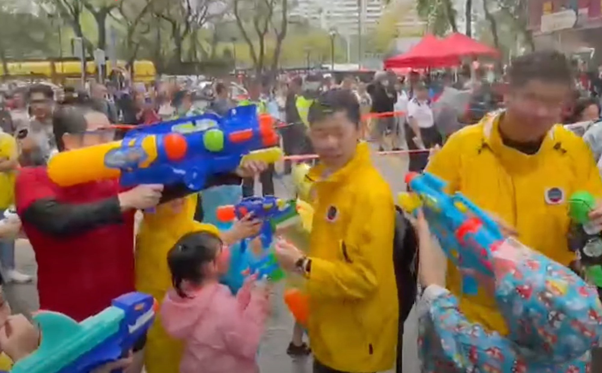 2 Hong Kong men held over disorderly conduct after allegedly soaking