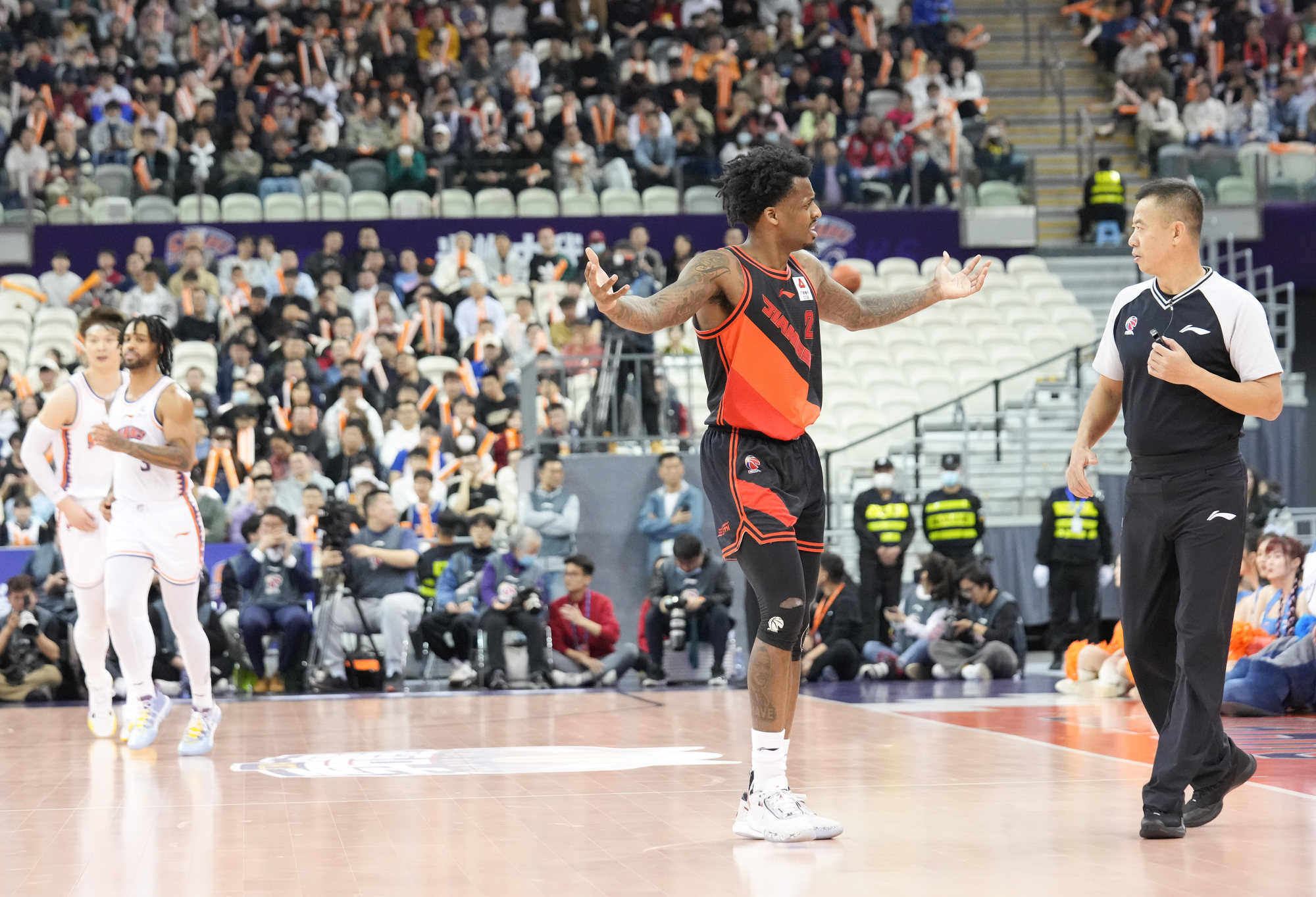 China basketball officials investigate match-fixing claims as fans