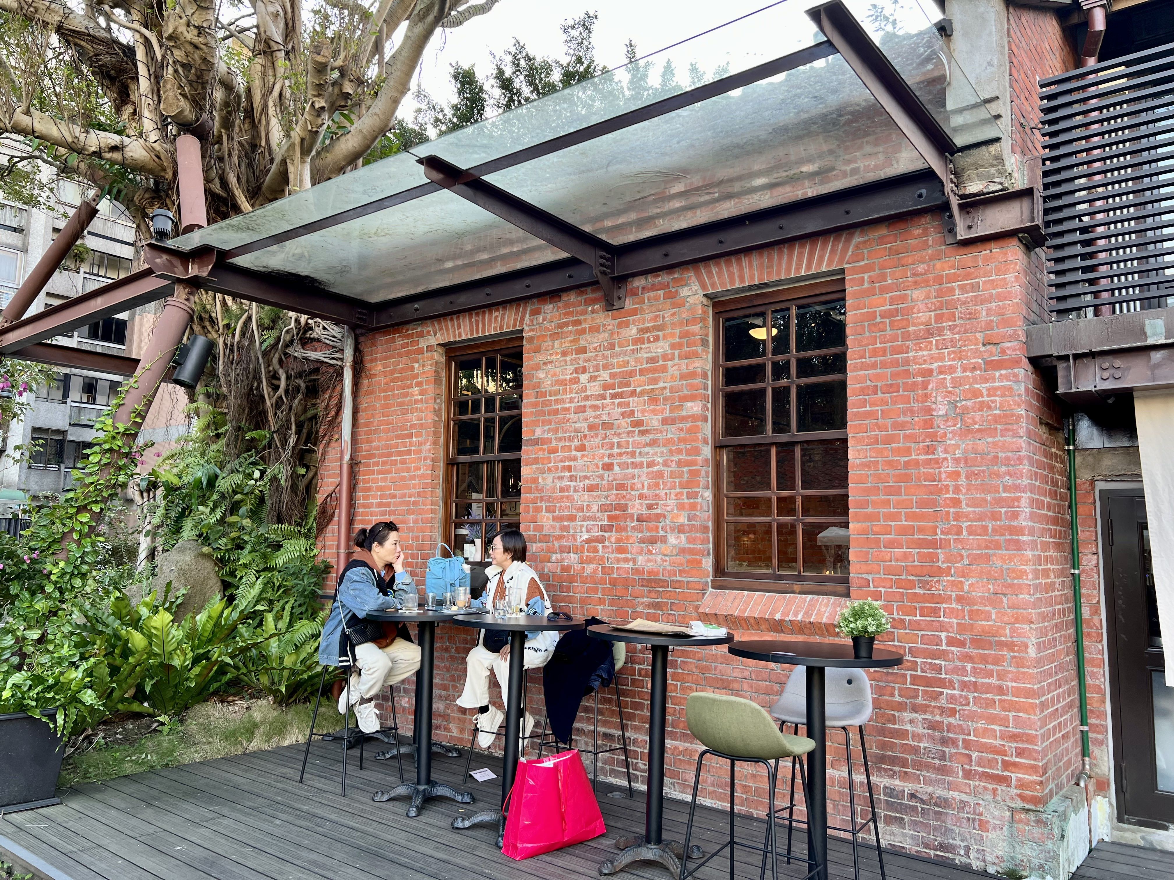 Customers enjoy a drink at a cafe in Rongjin Gorgeous Times, in Da’an District, Taipei, Taiwan. Photo: Mavis Teo