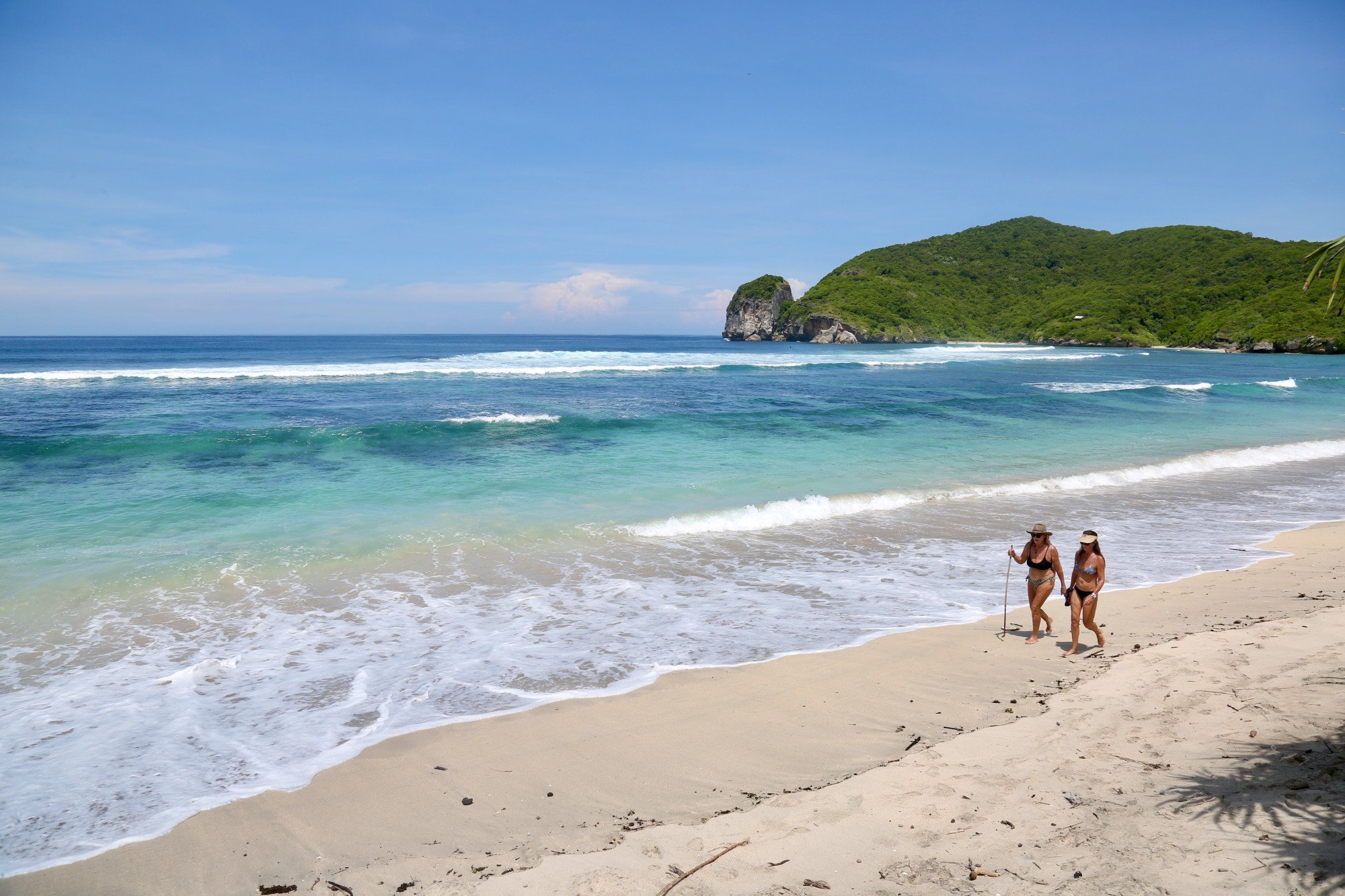 West Sumbawa Super Suck Surf Camp - International Surf Properties