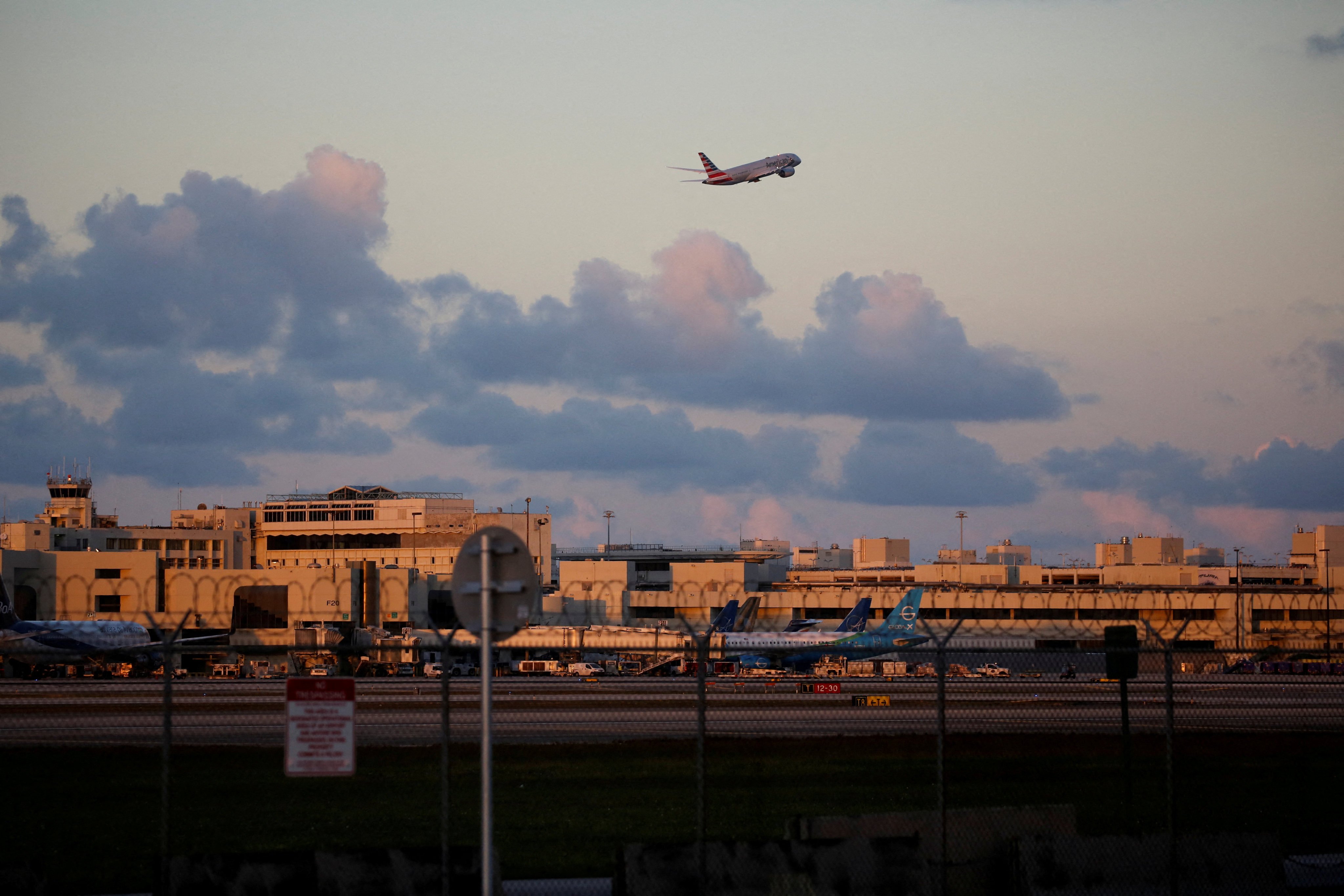 An American Airlines plane takes off from a US airport. This marks the third time since November 2022 that a passenger travelling from New York to New Delhi has been accused of urinating on or near other passengers, and the second time it has happened specifically on American Airlines flight 292. Photo: Reuters
