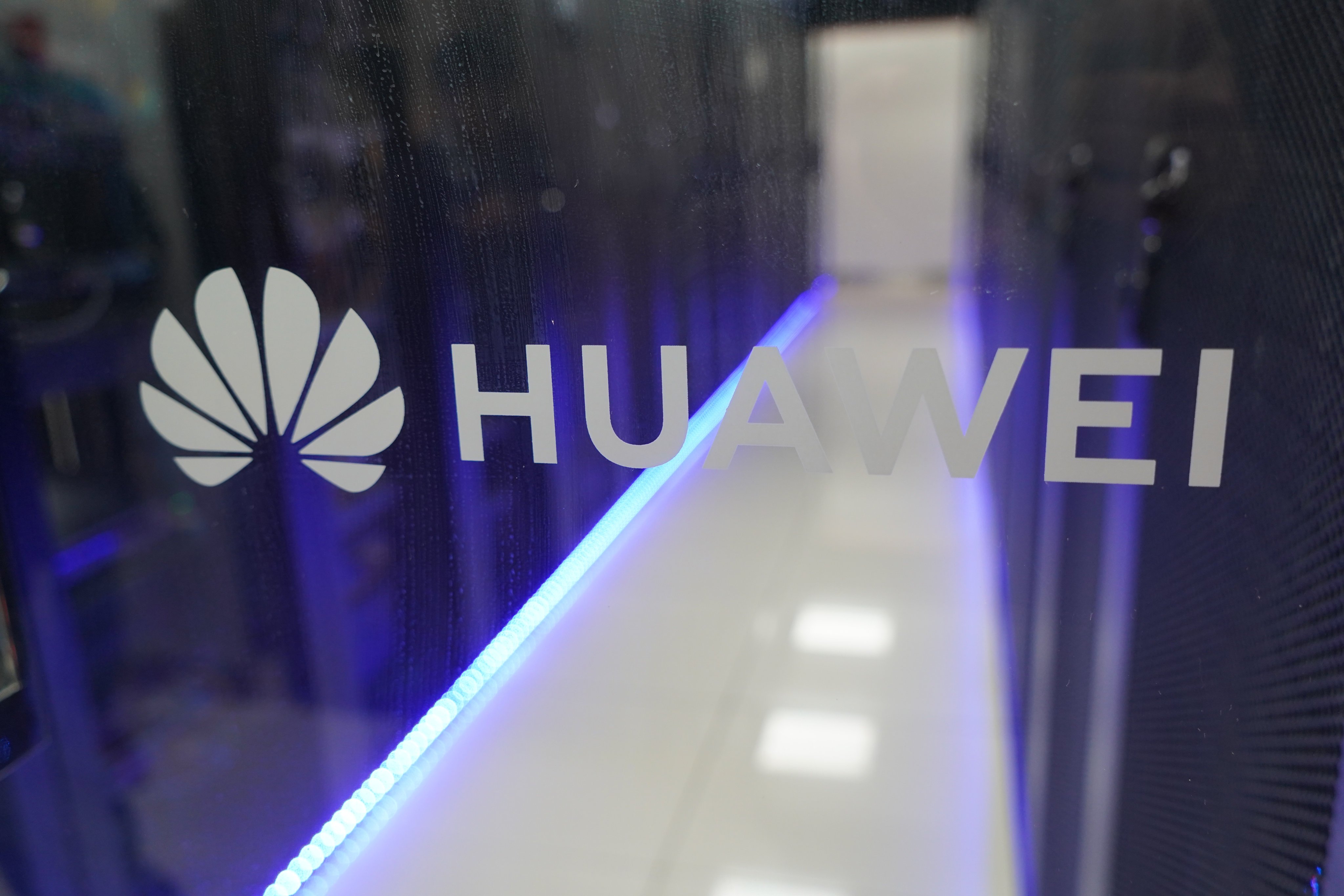 Huawei sees revenue stagnate. Photo: SCMP/ Tom Wang