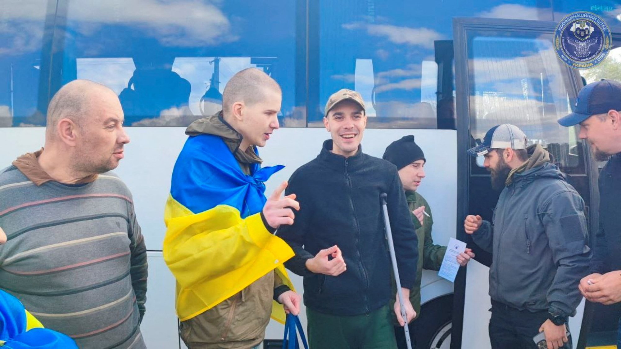 Ukraine hails return of 45 Azov fighters; Russia says 3 of its pilots