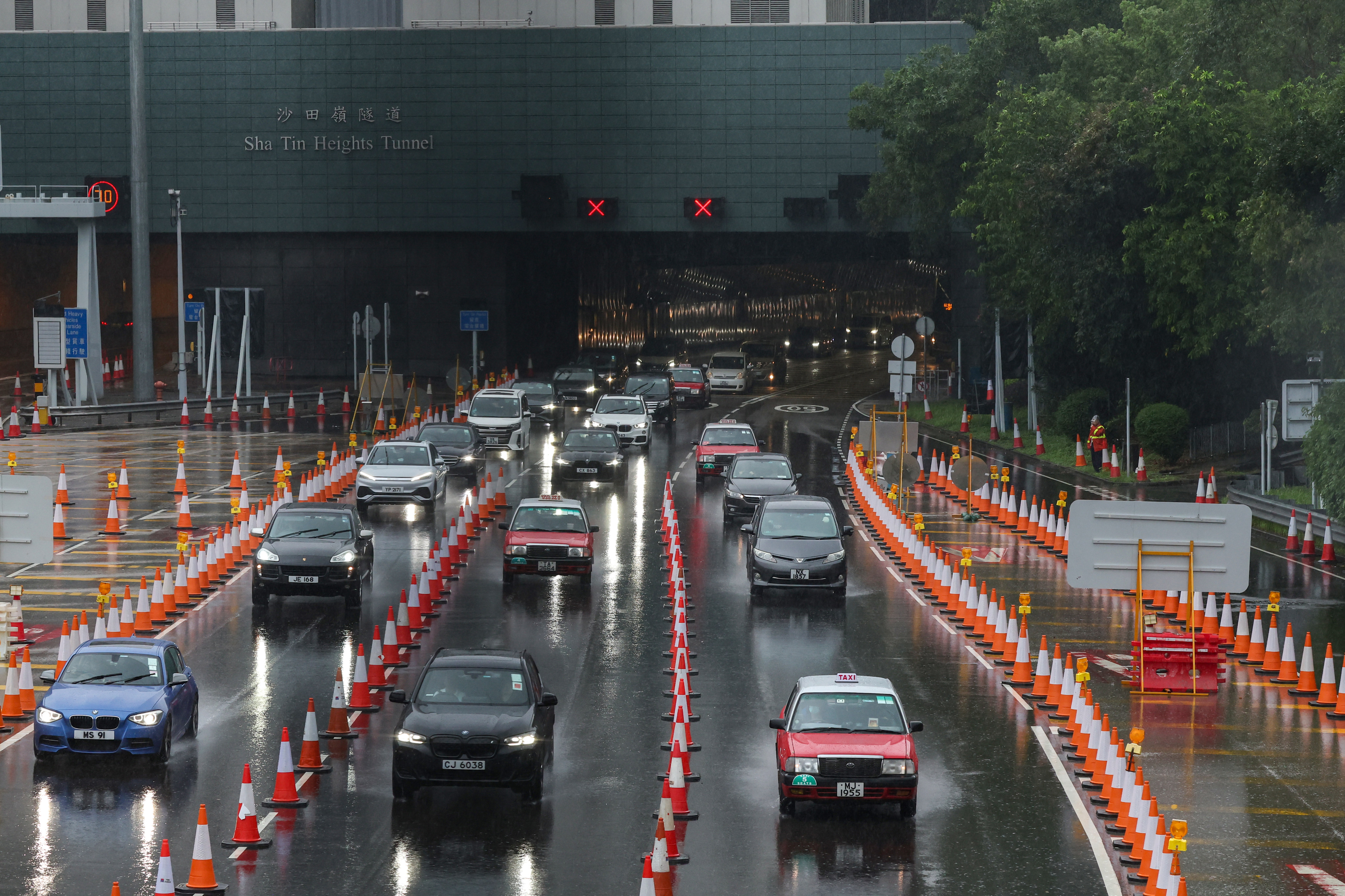 The Tsing Sha Control Area features three lanes for motorists to pass through. Photo: Edmond So