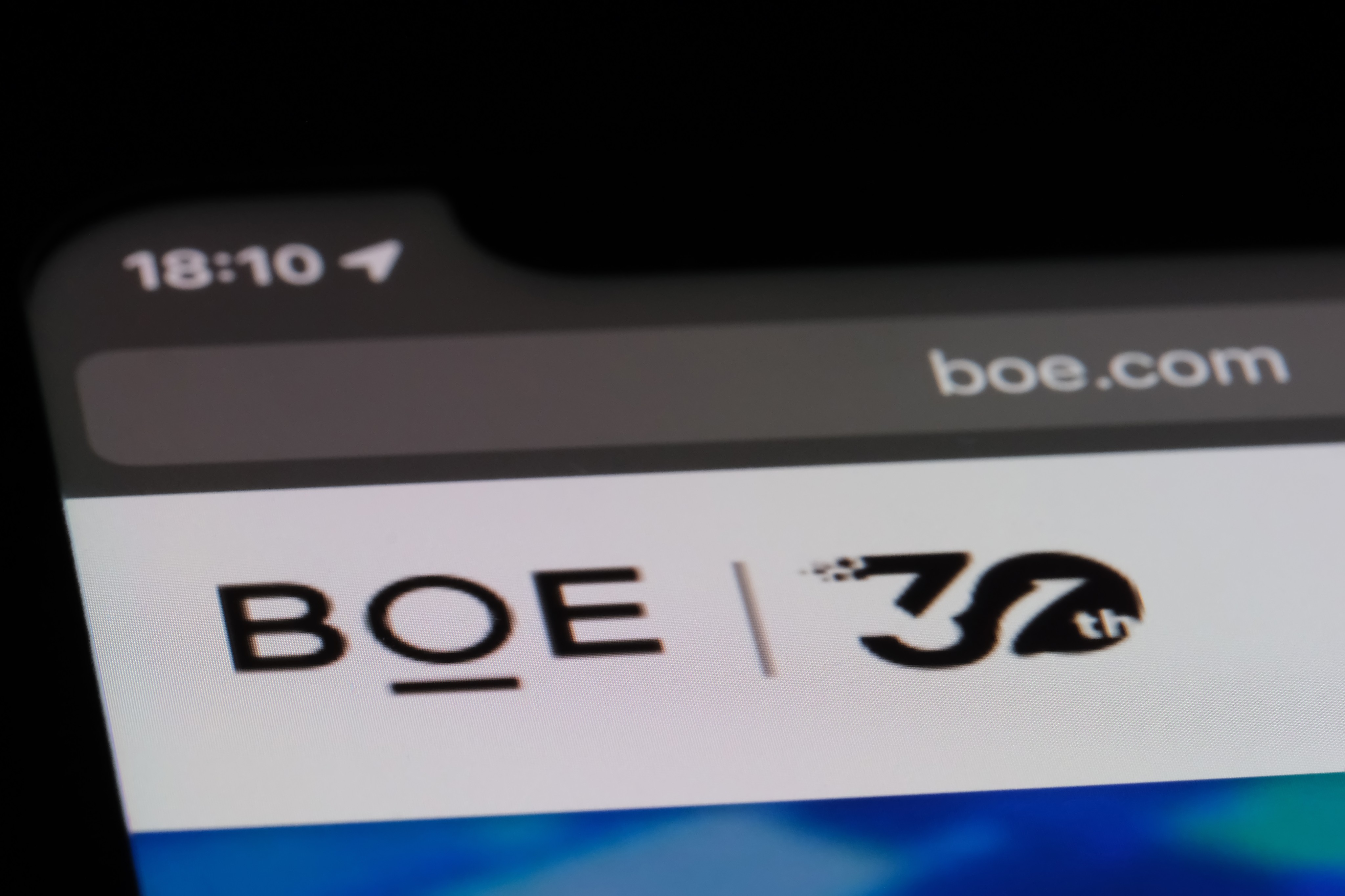 Top Chinese display panel manufacturer BOE Technology Group has slapped rival Samsung Electronics with a series of patent-infringement lawsuits at a court in the southwestern city of Chongqing. Photo: Shutterstock