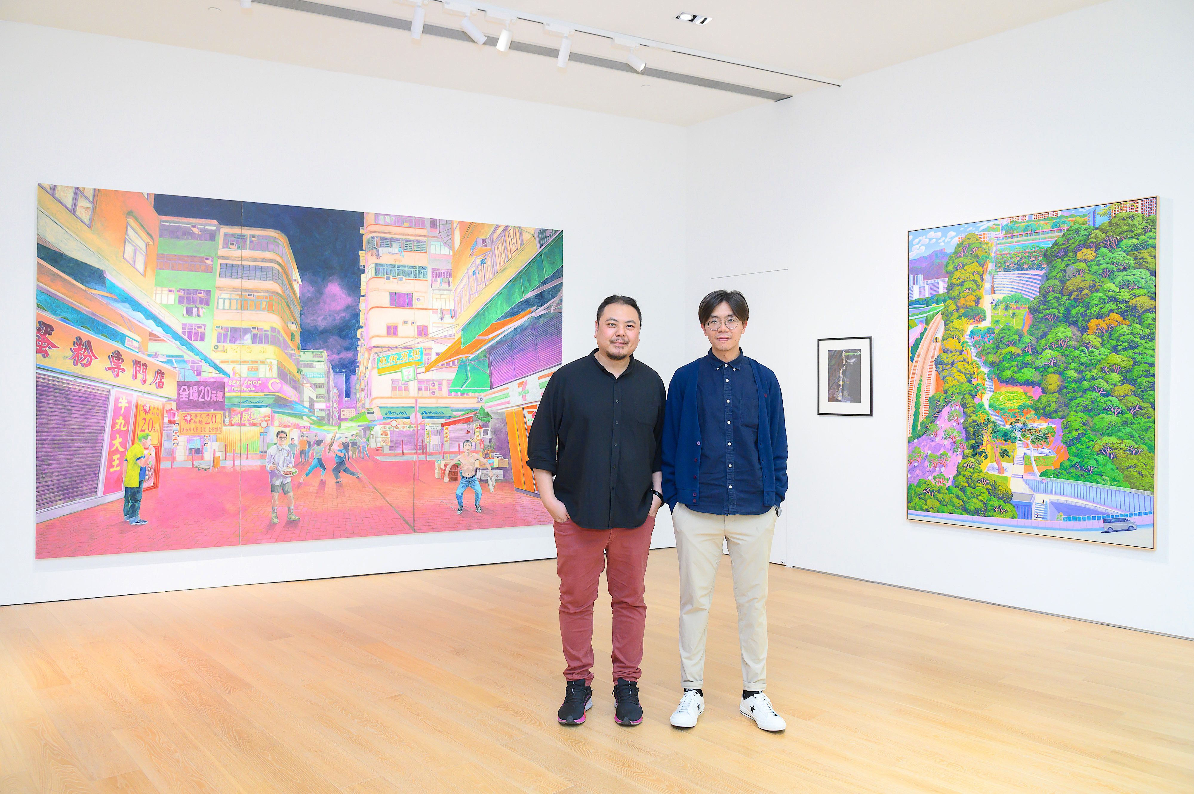 Hong Kong artists Chow Chun-fai (left) and Stephen Wong at their duo exhibition “A Mirage of a Shining City” at Tang Contemporary Art gallery. Photo: Tang Contemporary Art