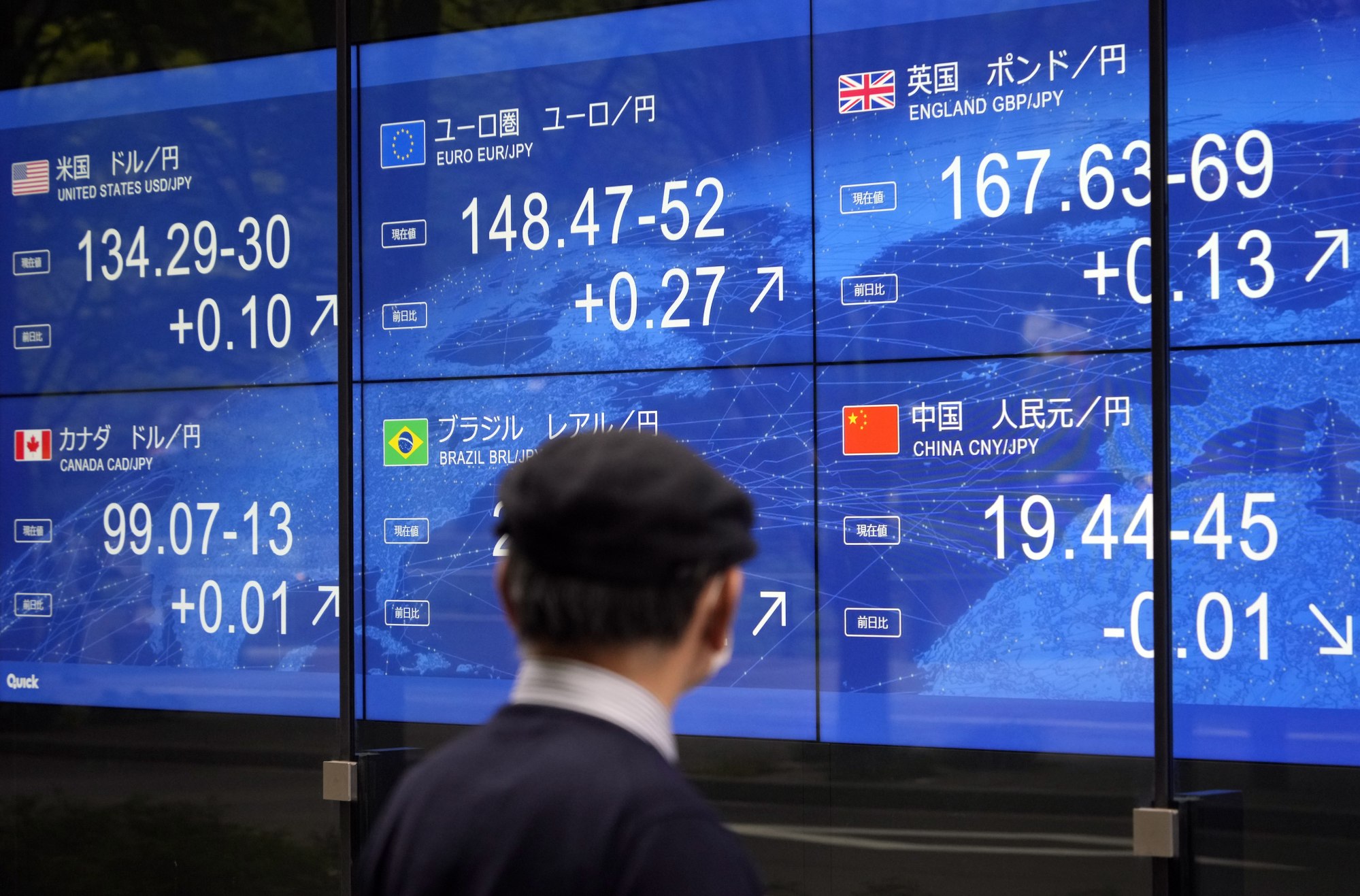 Opinion Will The Dollar Be Dethroned By The Yuan Not In The Near 