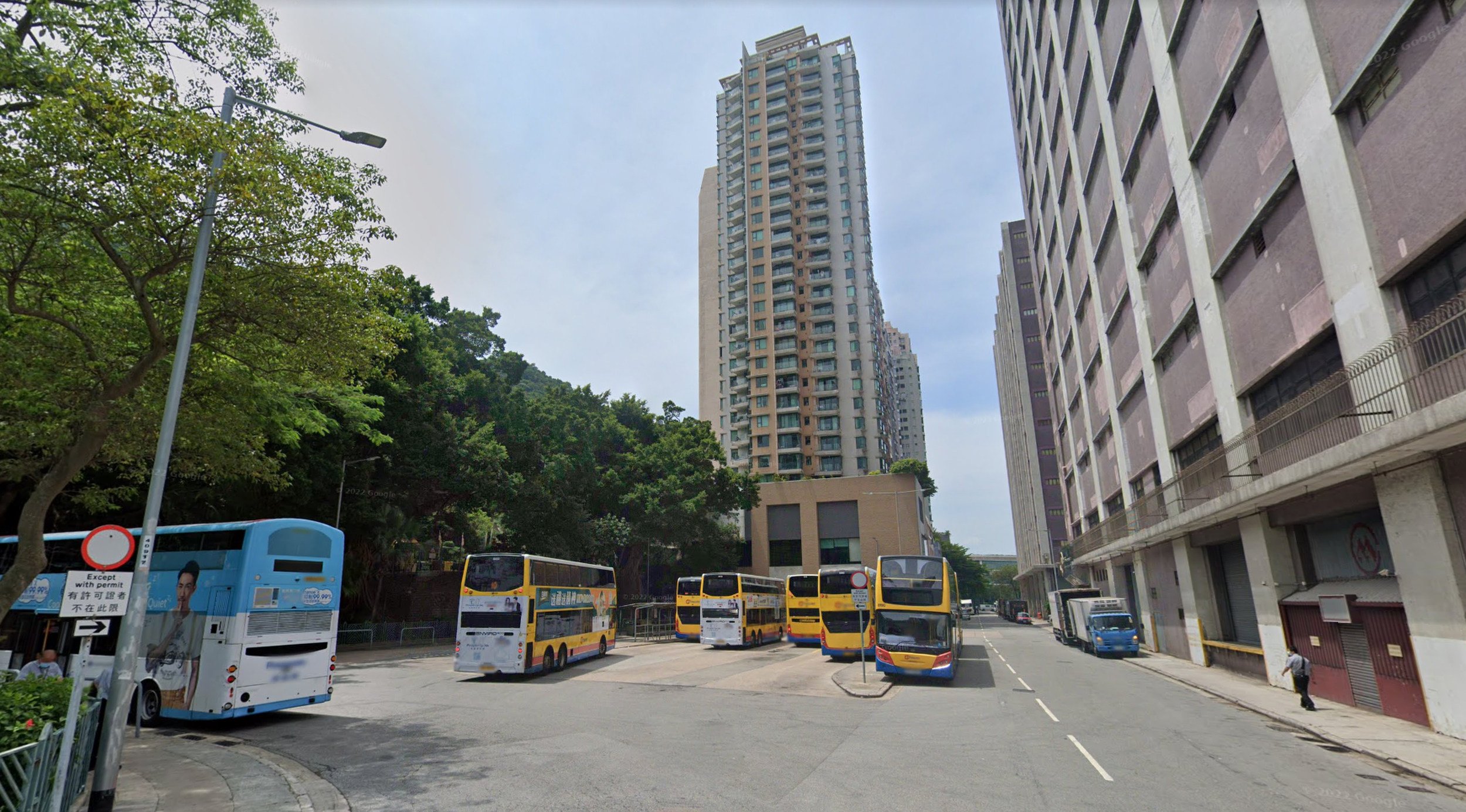 The first government tender of the financial year opened on Friday for a parcel of land at the junction of Sai Ning Street and Victoria Road in Kennedy Town, currently the site of a bus terminus. Photo: Handout