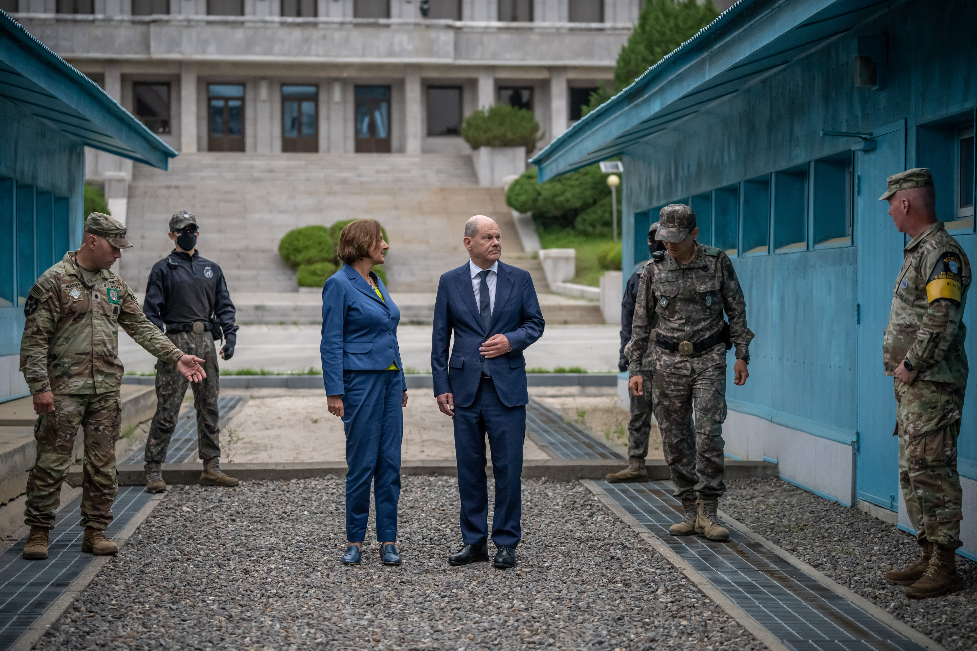German Chancellor Olaf Scholz and his wife Britta Ernst during a visit to the demilitarised zone on the border with North Korea. Photo: dpa