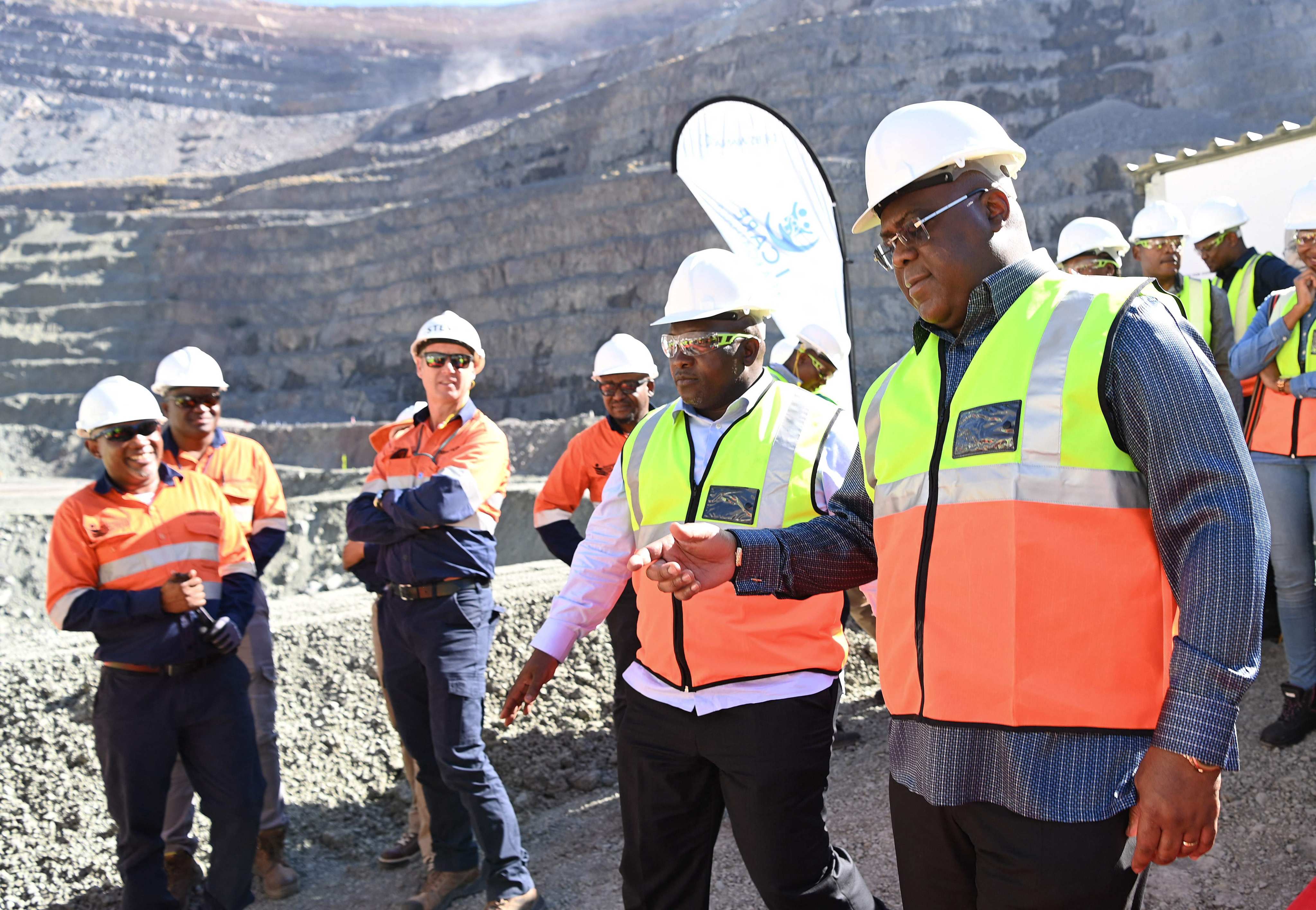 After a previous mining contract was resolved with China, observers say Congo  President Félix Tshisekedi (right) will try to remedy the Sicomines deal during his visit to Beijing. Photo: AFP